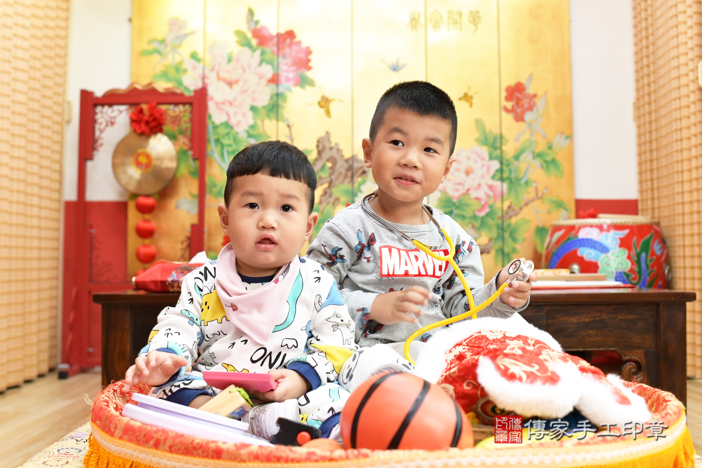 台北市大同區翔翔寶寶抓周推薦:傳家台北店抓周度脺中國風會場,嬰兒古禮抓周流程儀式吉祥話、抓周道具物品24種、拍照。抓周證書。2024.12.6,照片7 台北市大同區翔翔寶寶抓周推薦:傳家台北店抓周度脺中國風會場,嬰兒古禮抓周流程儀式吉祥話、抓周道具物品24種、拍照。抓周證書。2024.12.6,照片7