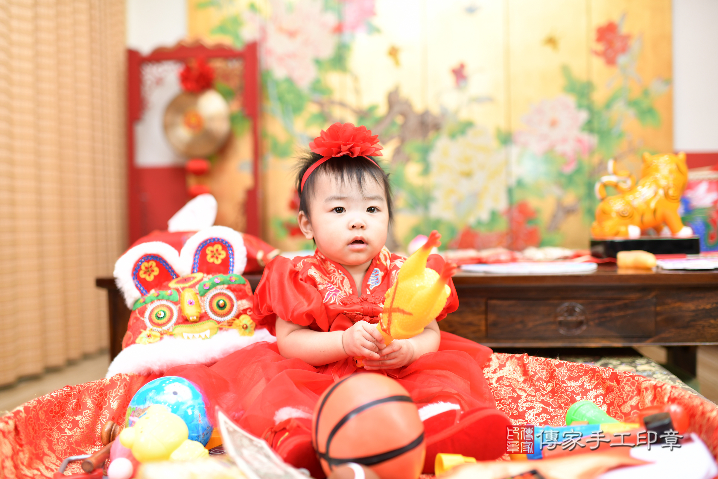 台北市大同區小嫻寶寶抓周推薦:傳家台北店抓周度脺中國風會場,嬰兒古禮抓周流程儀式吉祥話、抓周道具物品24種、拍照。抓周證書。2024.12.8,照片9 台北市大同區小嫻寶寶抓周推薦:傳家台北店抓周度脺中國風會場,嬰兒古禮抓周流程儀式吉祥話、抓周道具物品24種、拍照。抓周證書。2024.12.8,照片9