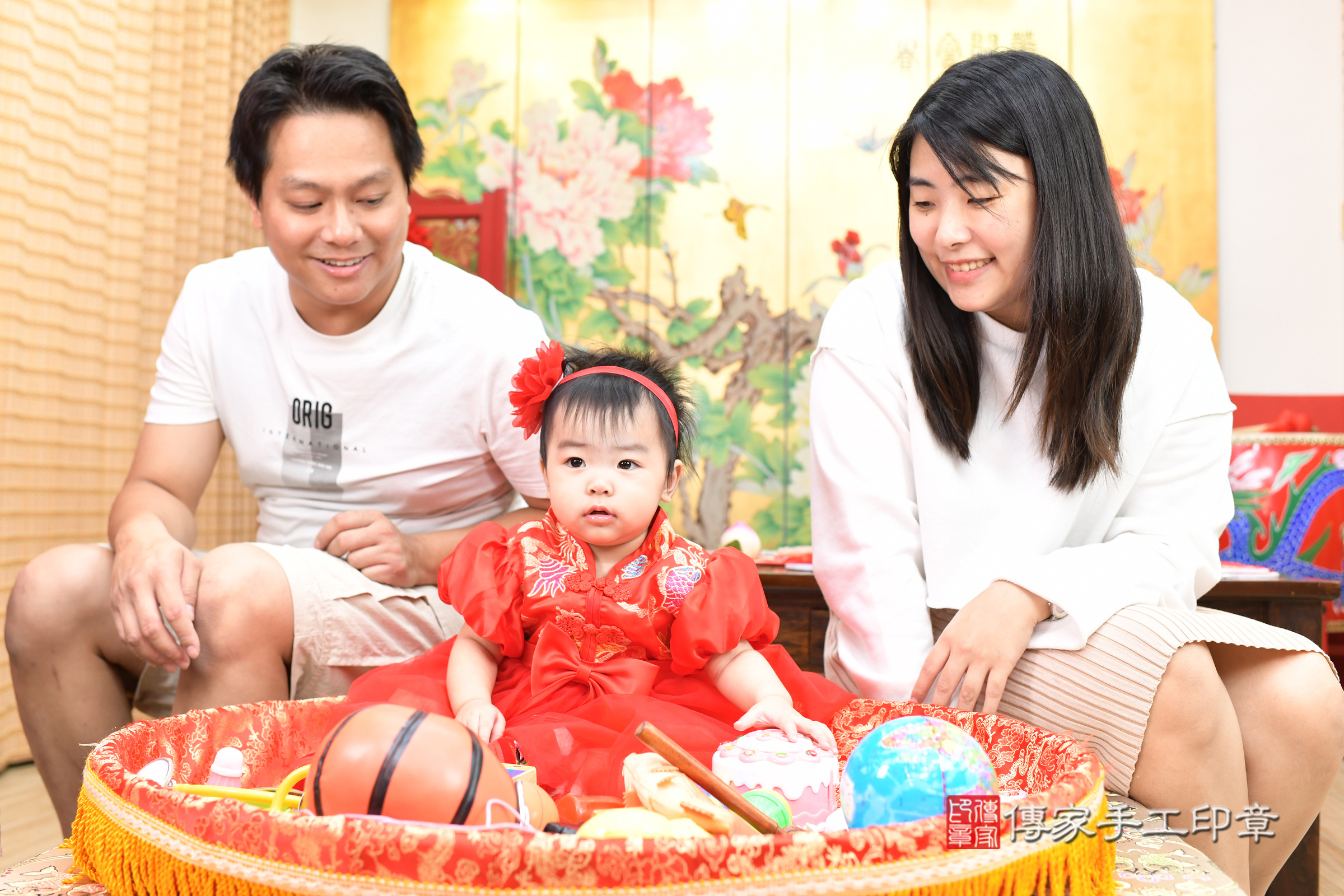 台北市大同區小嫻寶寶抓周推薦:傳家台北店抓周度脺中國風會場,嬰兒古禮抓周流程儀式吉祥話、抓周道具物品24種、拍照。抓周證書。2024.12.8,照片8 台北市大同區小嫻寶寶抓周推薦:傳家台北店抓周度脺中國風會場,嬰兒古禮抓周流程儀式吉祥話、抓周道具物品24種、拍照。抓周證書。2024.12.8,照片8