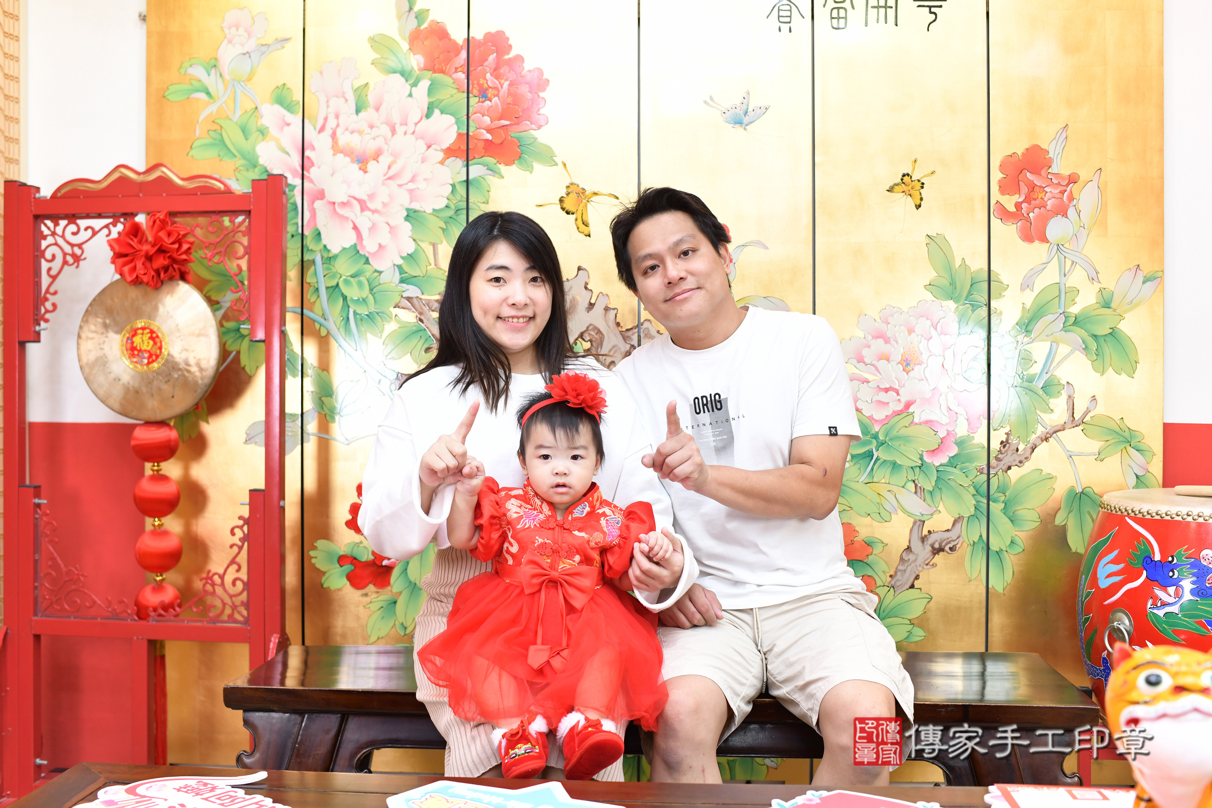 台北市大同區小嫻寶寶抓周推薦:傳家台北店抓周度脺中國風會場,嬰兒古禮抓周流程儀式吉祥話、抓周道具物品24種、拍照。抓周證書。2024.12.8,照片4 台北市大同區小嫻寶寶抓周推薦:傳家台北店抓周度脺中國風會場,嬰兒古禮抓周流程儀式吉祥話、抓周道具物品24種、拍照。抓周證書。2024.12.8,照片4