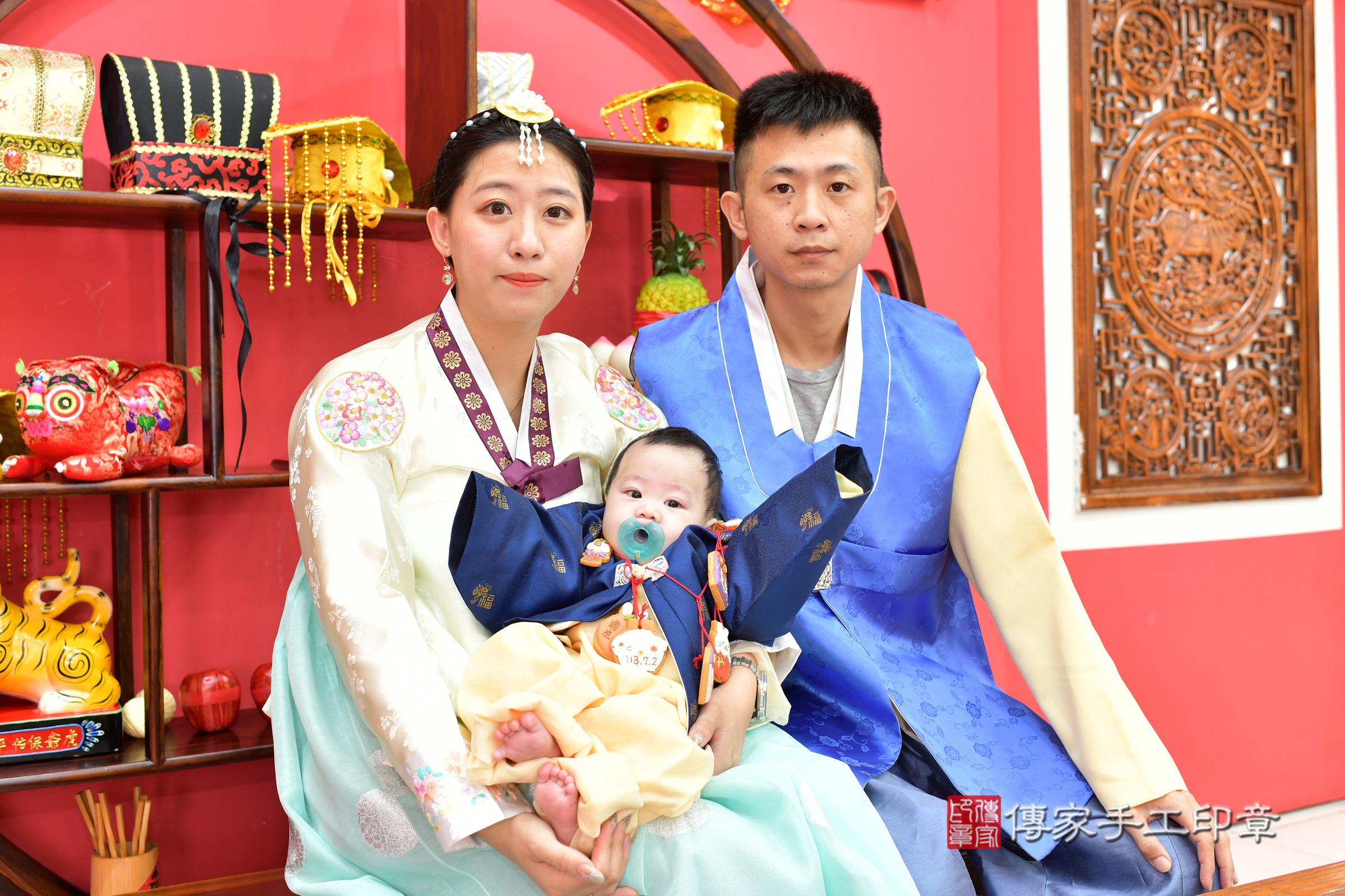 台中市北區小杰寶寶收涎推薦:傳家台中店收涎中國風會場,嬰兒古禮收涎收口水流程儀式、收涎吉祥話、收涎餅乾、收涎拍照。收涎證書。2024.11.4,照片16 台中市北區小杰寶寶收涎推薦:傳家台中店收涎中國風會場,嬰兒古禮收涎收口水流程儀式、收涎吉祥話、收涎餅乾、收涎拍照。收涎證書。2024.11.4,照片16