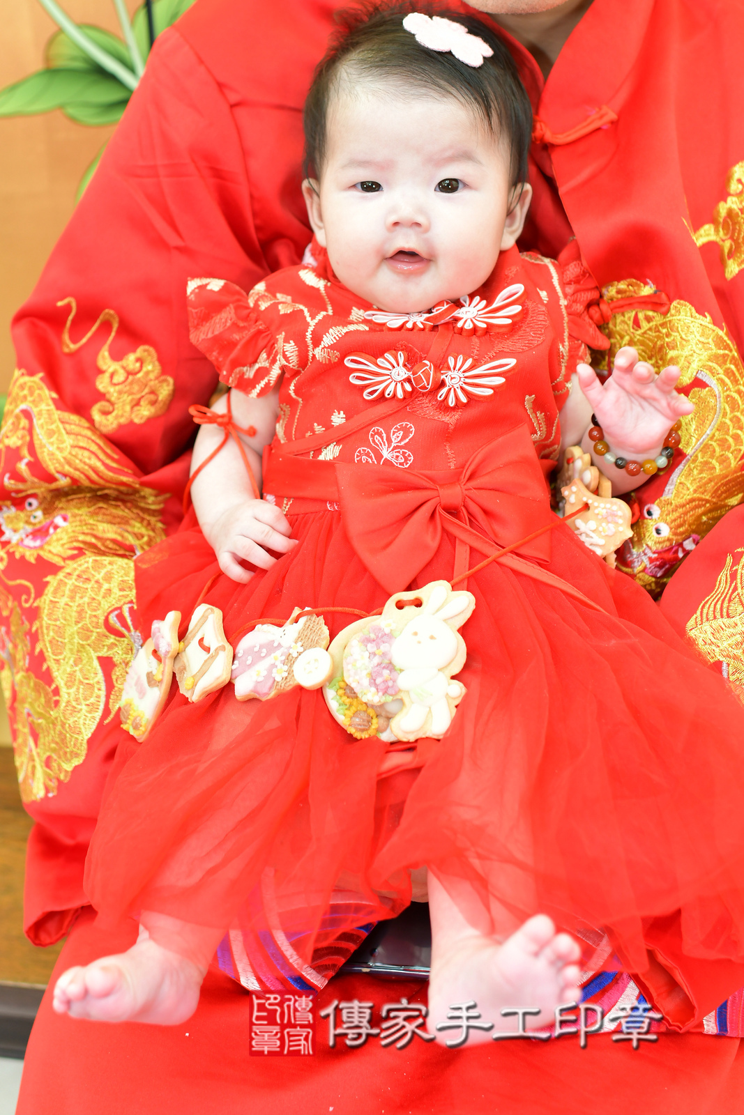 台中市北區小希寶寶收涎推薦:傳家台中店收涎中國風會場,嬰兒古禮收涎收口水流程儀式、收涎吉祥話、收涎餅乾、收涎拍照。收涎證書。2024.11.21,照片9 台中市北區小希寶寶收涎推薦:傳家台中店收涎中國風會場,嬰兒古禮收涎收口水流程儀式、收涎吉祥話、收涎餅乾、收涎拍照。收涎證書。2024.11.21,照片9