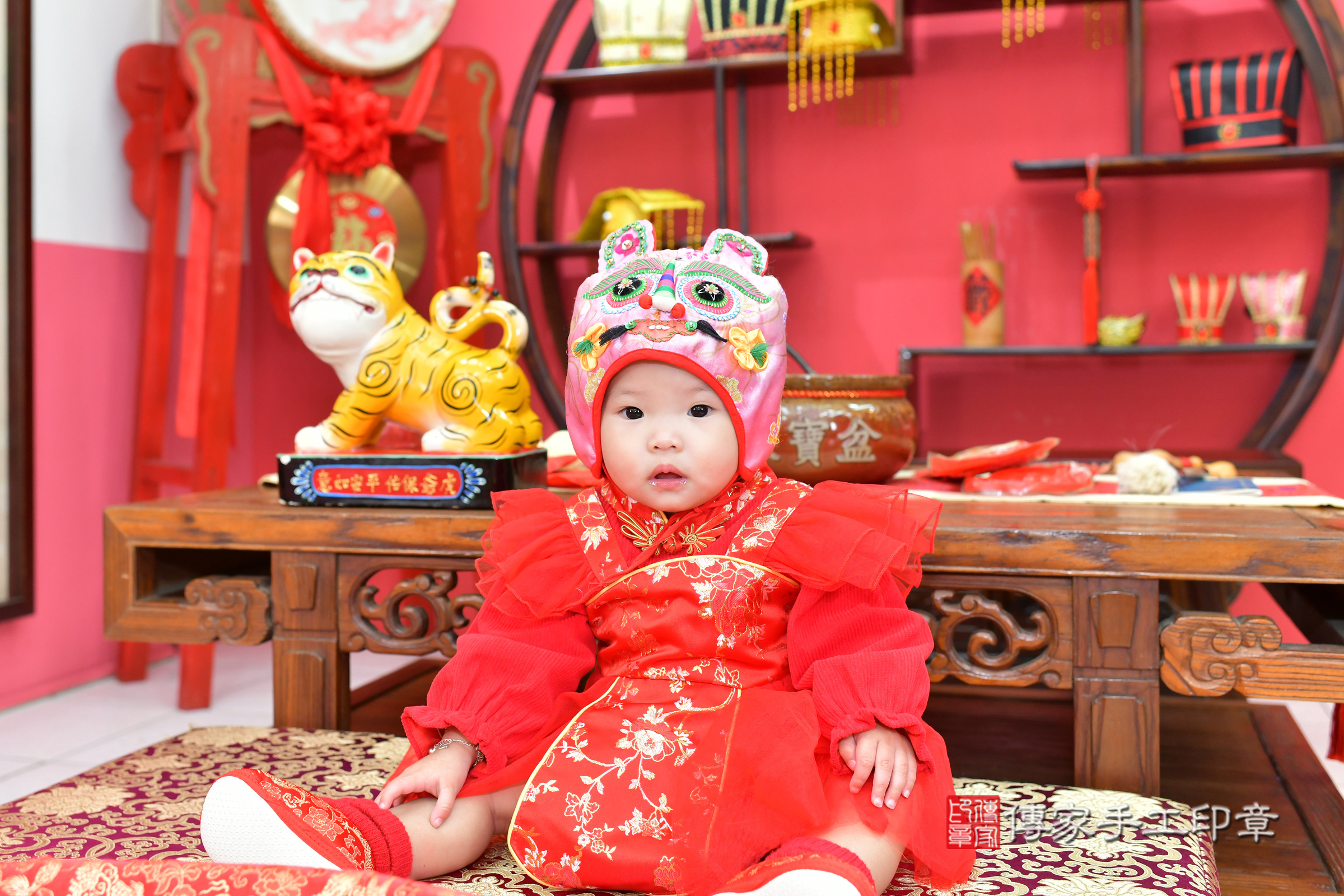 台中市北區小緁寶寶抓周推薦:傳家台中店抓周度脺中國風會場,嬰兒古禮抓周流程儀式吉祥話、抓周道具物品24種、拍照。抓周證書。2024.11.12,照片8 台中市北區小緁寶寶抓周推薦:傳家台中店抓周度脺中國風會場,嬰兒古禮抓周流程儀式吉祥話、抓周道具物品24種、拍照。抓周證書。2024.11.12,照片8