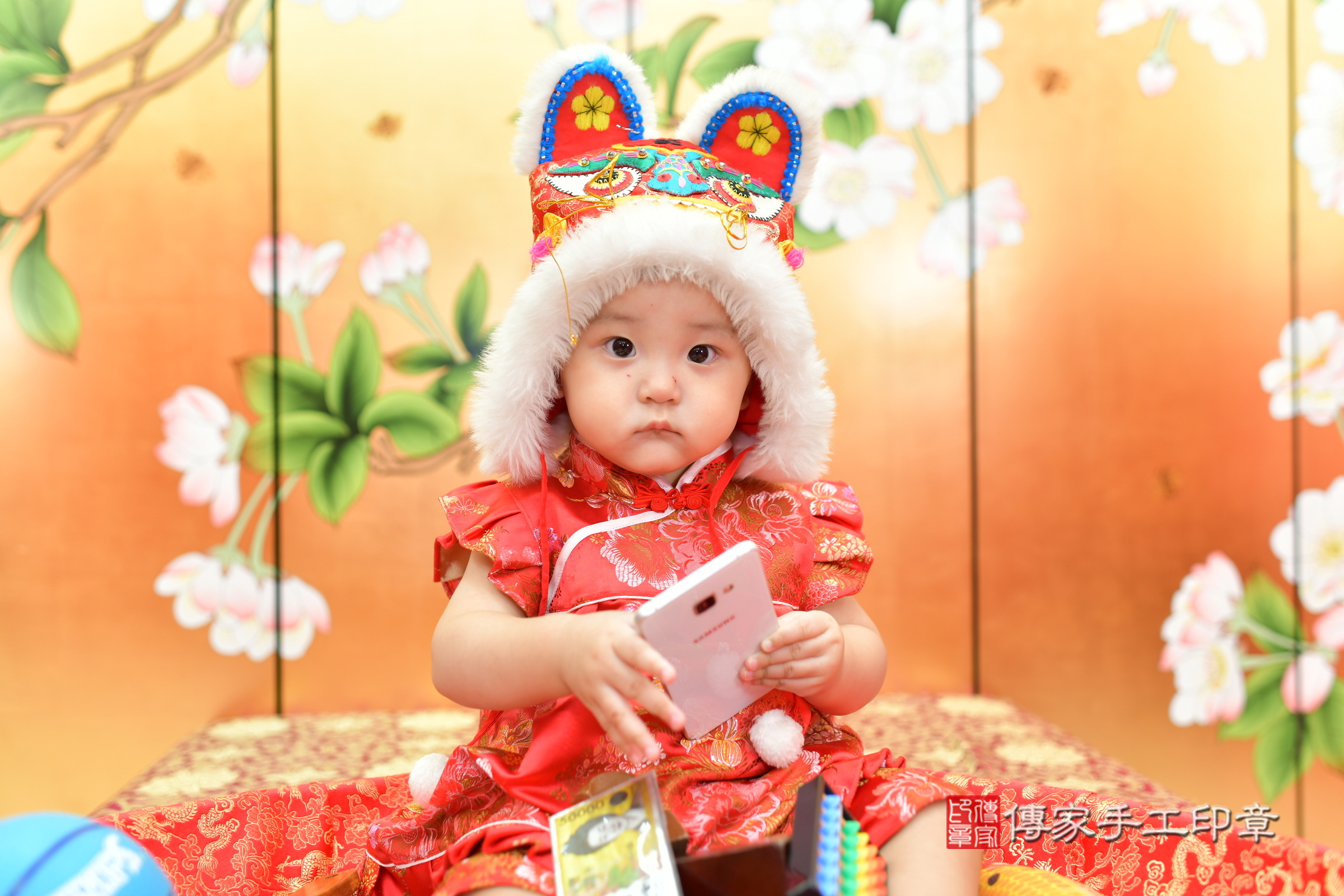 台中市北區言言寶寶抓周推薦:傳家台中店抓周度脺中國風會場,嬰兒古禮抓周流程儀式吉祥話、抓周道具物品24種、拍照。抓周證書。2024.11.16,照片11 台中市北區言言寶寶抓周推薦:傳家台中店抓周度脺中國風會場,嬰兒古禮抓周流程儀式吉祥話、抓周道具物品24種、拍照。抓周證書。2024.11.16,照片11