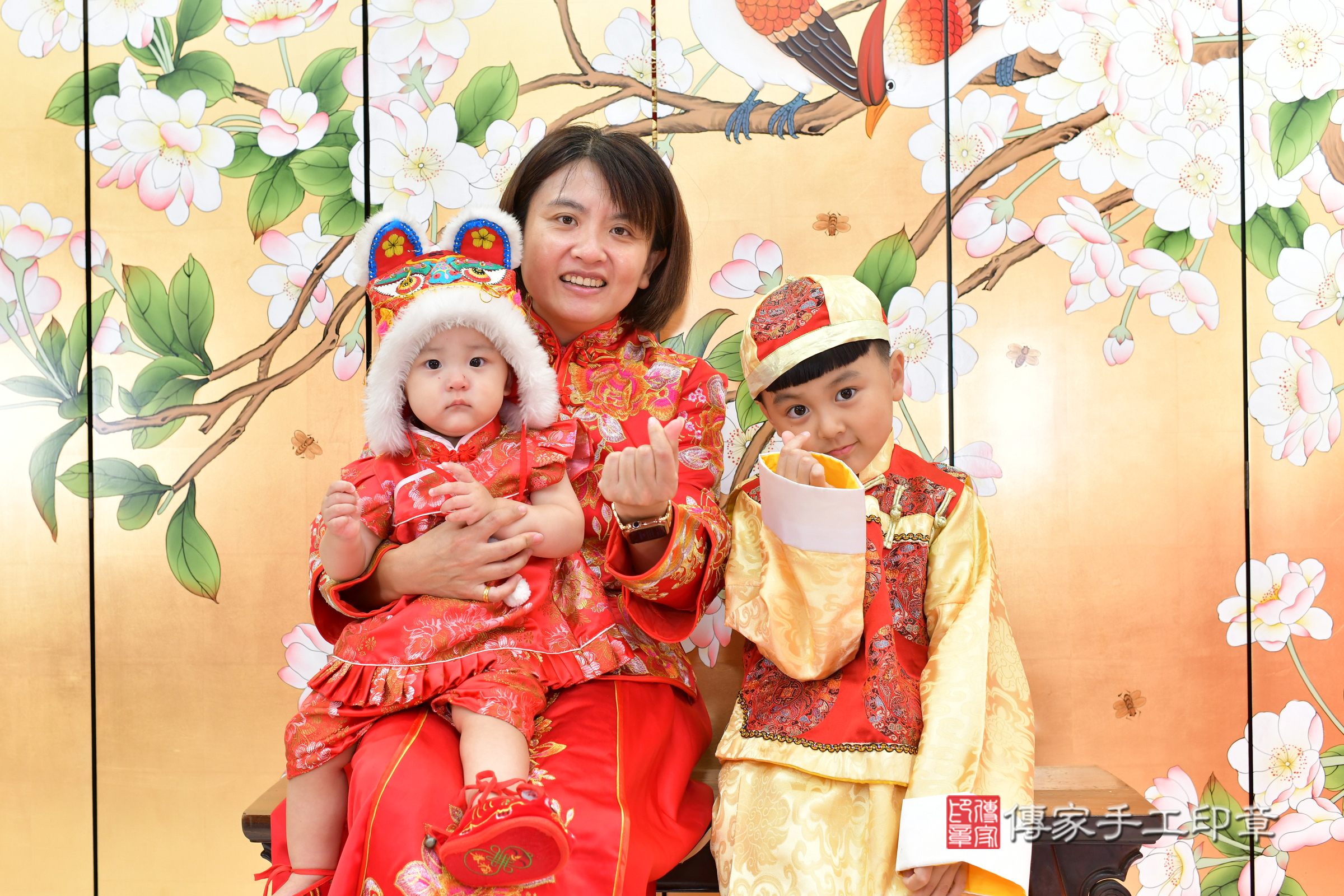 台中市北區言言寶寶抓周推薦:傳家台中店抓周度脺中國風會場,嬰兒古禮抓周流程儀式吉祥話、抓周道具物品24種、拍照。抓周證書。2024.11.16,照片3 台中市北區言言寶寶抓周推薦:傳家台中店抓周度脺中國風會場,嬰兒古禮抓周流程儀式吉祥話、抓周道具物品24種、拍照。抓周證書。2024.11.16,照片3