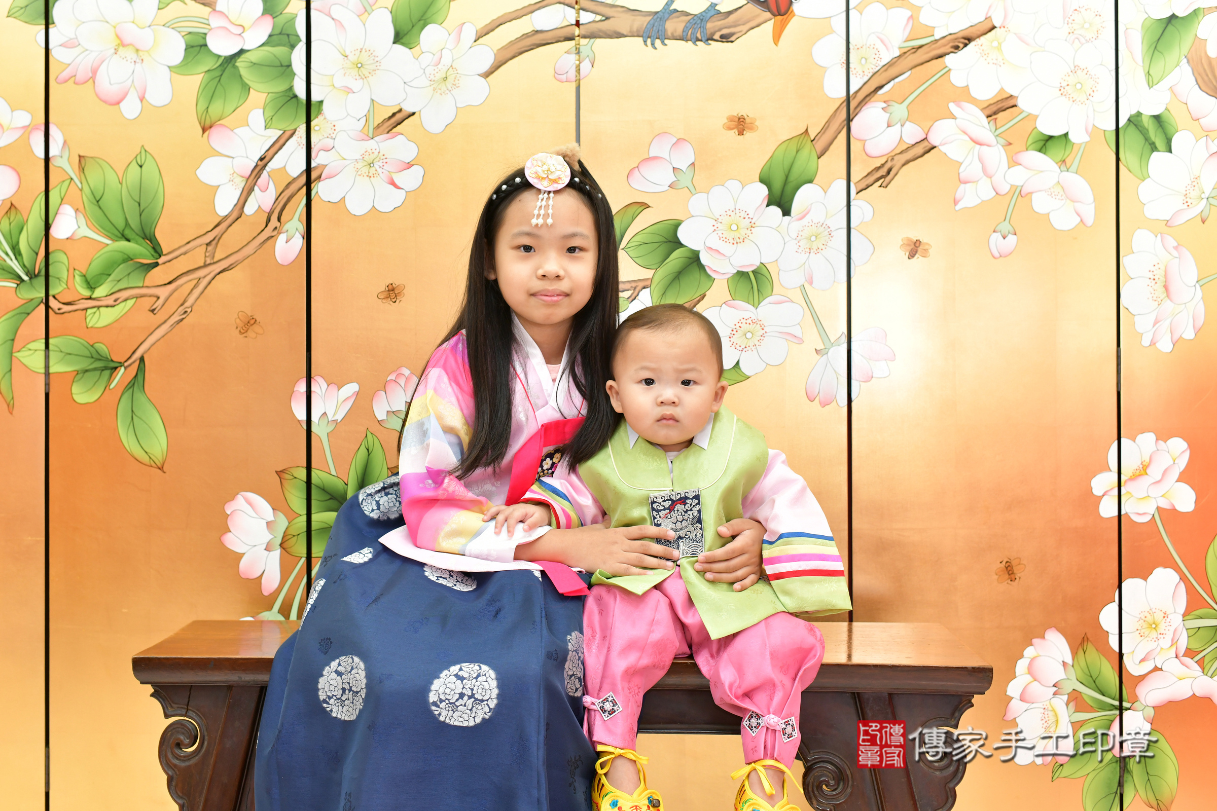 台中市北區誠誠寶寶抓周推薦:傳家台中店抓周度脺中國風會場,嬰兒古禮抓周流程儀式吉祥話、抓周道具物品24種、拍照。抓周證書。2024.11.10,照片6 台中市北區誠誠寶寶抓周推薦:傳家台中店抓周度脺中國風會場,嬰兒古禮抓周流程儀式吉祥話、抓周道具物品24種、拍照。抓周證書。2024.11.10,照片6