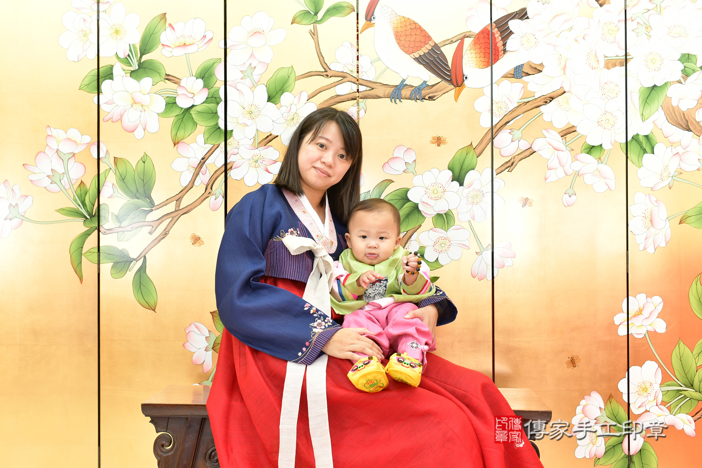 台中市北區誠誠寶寶抓周推薦:傳家台中店抓周度脺中國風會場,嬰兒古禮抓周流程儀式吉祥話、抓周道具物品24種、拍照。抓周證書。2024.11.10,照片4 台中市北區誠誠寶寶抓周推薦:傳家台中店抓周度脺中國風會場,嬰兒古禮抓周流程儀式吉祥話、抓周道具物品24種、拍照。抓周證書。2024.11.10,照片4