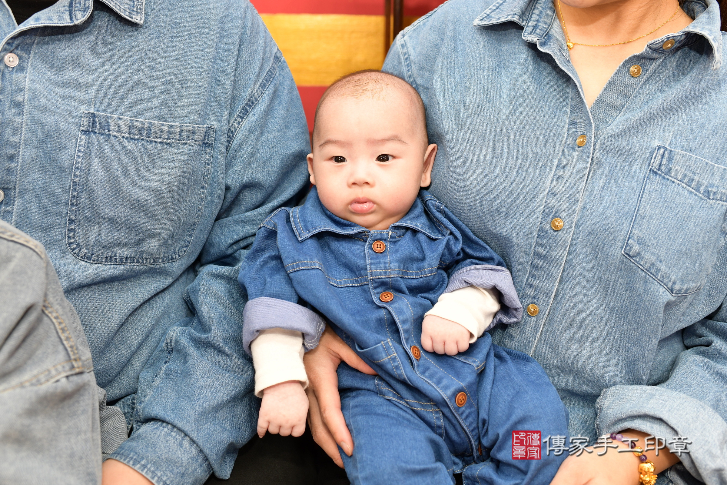 新北市永和區小滕寶寶收涎推薦:傳家新北店收涎中國風會場,嬰兒古禮收涎收口水流程儀式、收涎吉祥話、收涎餅乾、收涎拍照。收涎證書。2024.12.25,照片2 新北市永和區小滕寶寶收涎推薦:傳家新北店收涎中國風會場,嬰兒古禮收涎收口水流程儀式、收涎吉祥話、收涎餅乾、收涎拍照。收涎證書。2024.12.25,照片2