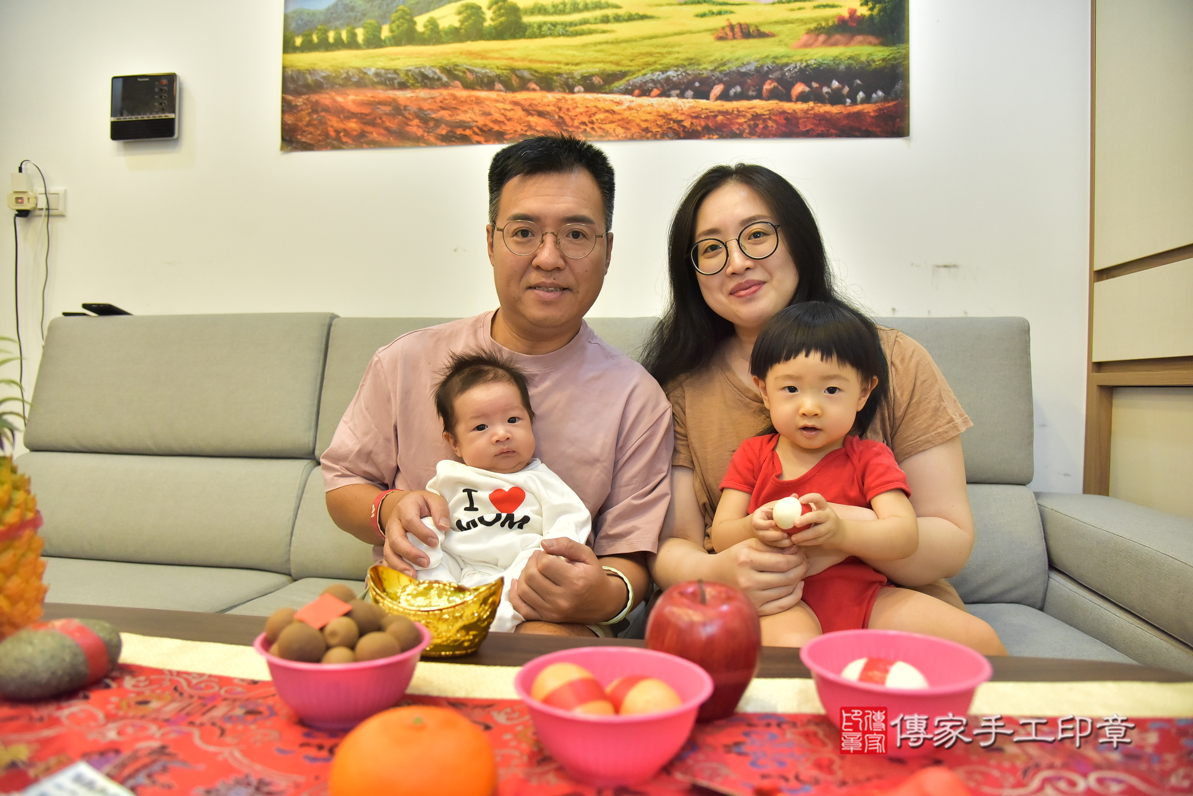 騏騏寶寶(新北市淡水區到府嬰兒騏騏寶寶滿月剃頭理髮、到府嬰兒剃胎毛儀式吉祥話)。到府剃頭剃胎毛主持、專業拍照、證書。★購買「臍帶章、肚臍章、胎毛筆刷印章」贈送：剃頭、收涎、抓周，三選一。2025.1.3，照片2