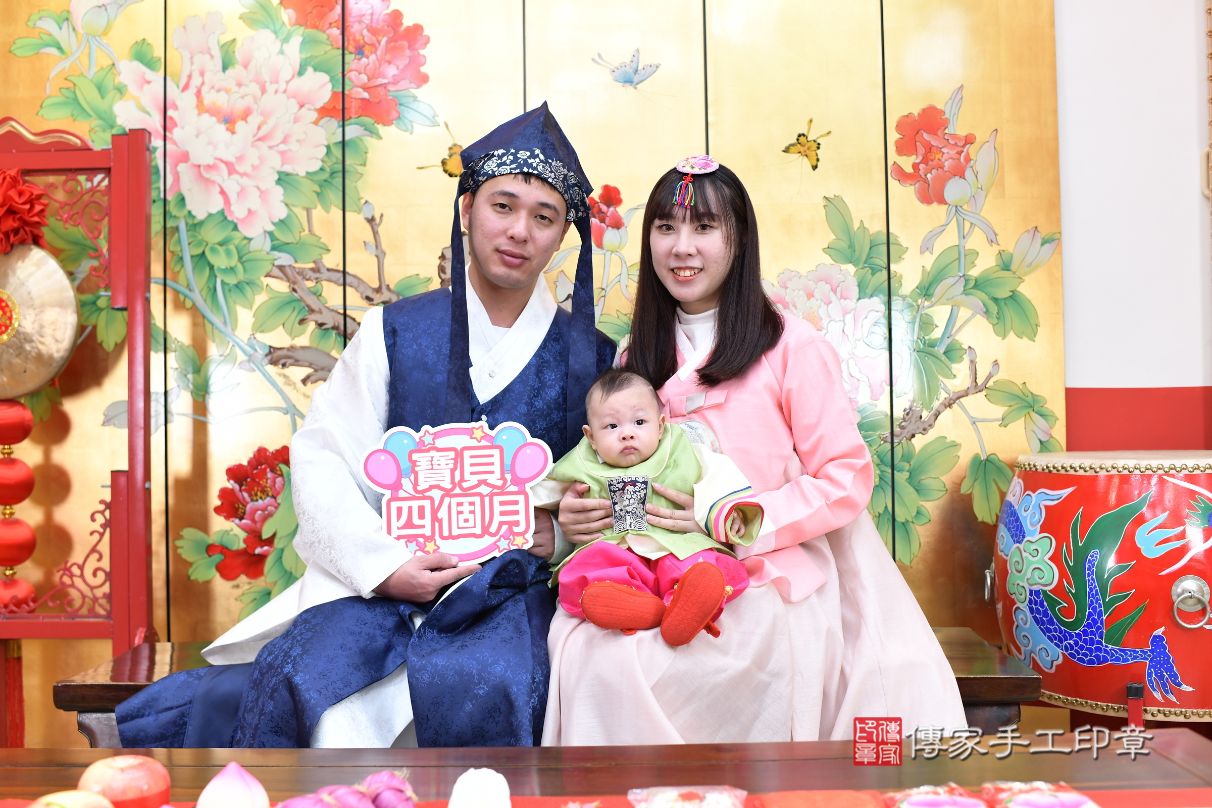 新北市永和區小植寶寶收涎推薦：傳家新北店收涎中國風會場，嬰兒古禮收涎收口水流程儀式、收涎吉祥話、收涎餅乾、收涎拍照。收涎證書。2024.12.29，照片12