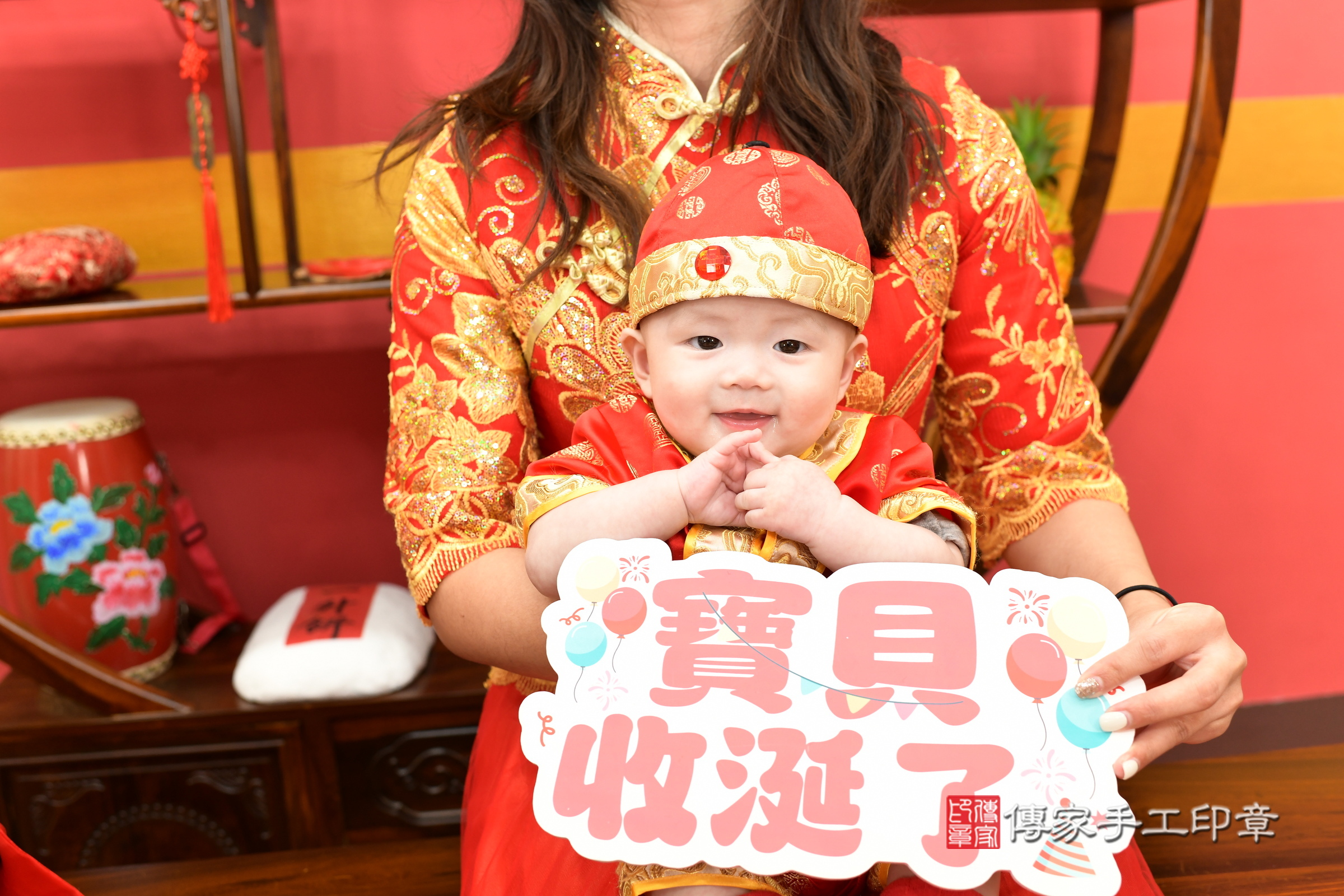 新北市永和區小宇寶寶收涎推薦：傳家新北店收涎中國風會場，嬰兒古禮收涎收口水流程儀式、收涎吉祥話、收涎餅乾、收涎拍照。收涎證書。2025.1.11，照片1