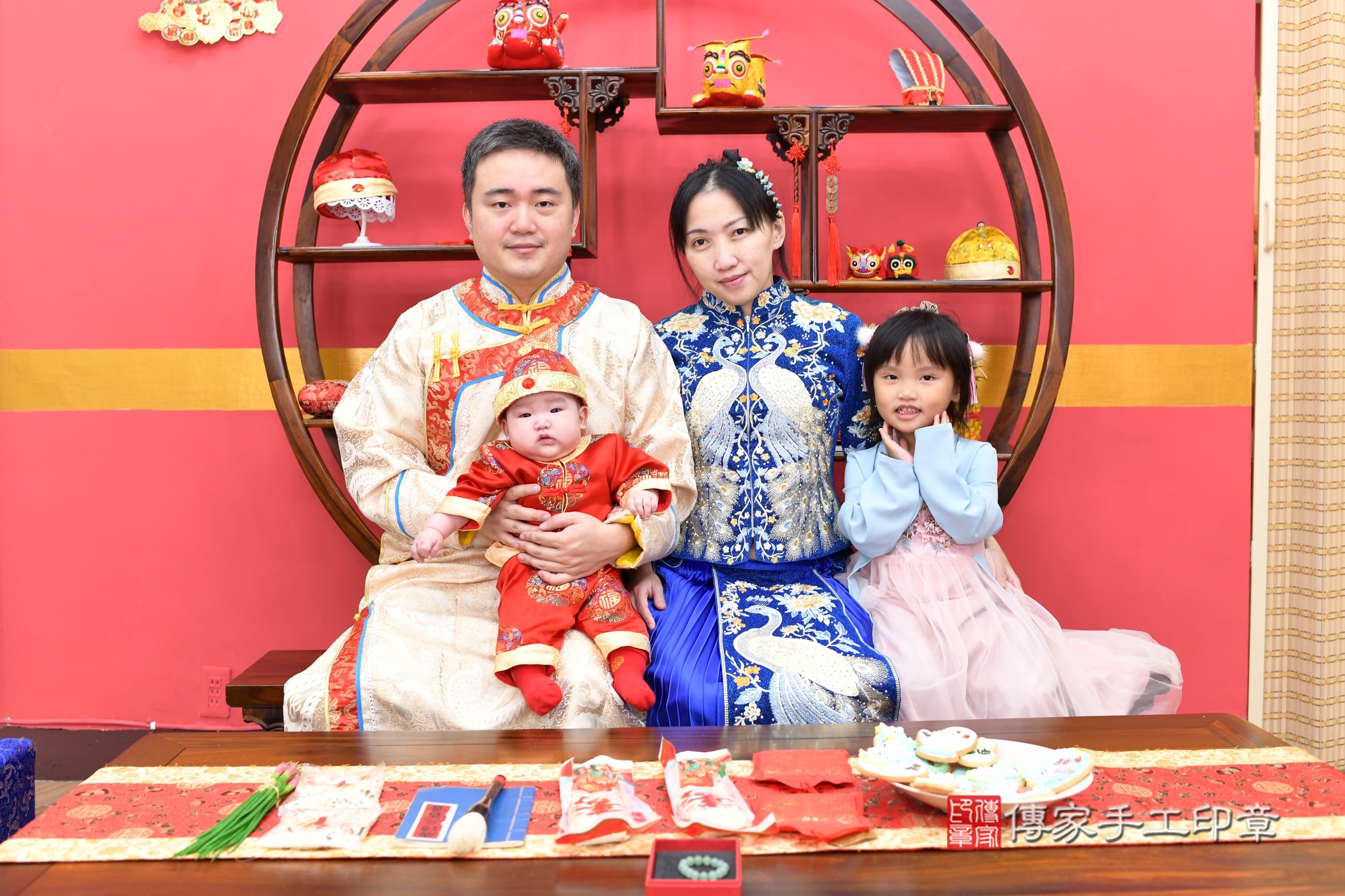 新北市永和區小迪寶寶收涎推薦：傳家新北店收涎中國風會場，嬰兒古禮收涎收口水流程儀式、收涎吉祥話、收涎餅乾、收涎拍照。收涎證書。2025.1.5，照片1