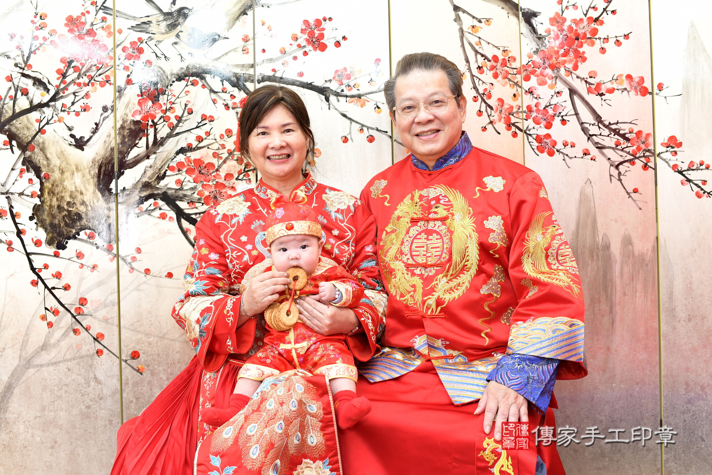 新北市永和區小璇寶寶收涎推薦:傳家新北店收涎中國風會場,嬰兒古禮收涎收口水流程儀式、收涎吉祥話、收涎餅乾、收涎拍照。收涎證書。2025.1.11,照片21 新北市永和區小璇寶寶收涎推薦:傳家新北店收涎中國風會場,嬰兒古禮收涎收口水流程儀式、收涎吉祥話、收涎餅乾、收涎拍照。收涎證書。2025.1.11,照片21