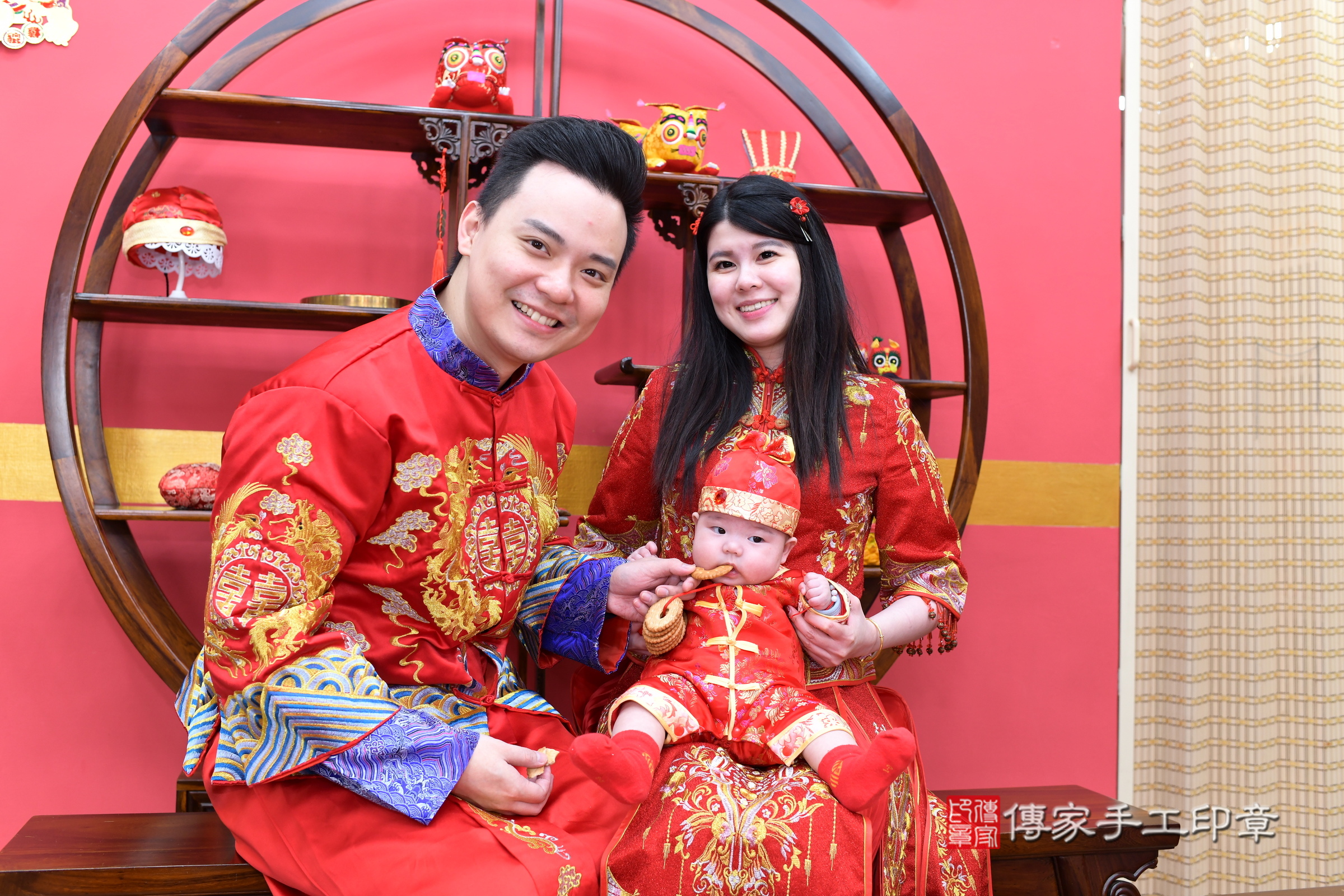 新北市永和區小璇寶寶收涎推薦:傳家新北店收涎中國風會場,嬰兒古禮收涎收口水流程儀式、收涎吉祥話、收涎餅乾、收涎拍照。收涎證書。2025.1.11,照片20 新北市永和區小璇寶寶收涎推薦:傳家新北店收涎中國風會場,嬰兒古禮收涎收口水流程儀式、收涎吉祥話、收涎餅乾、收涎拍照。收涎證書。2025.1.11,照片20