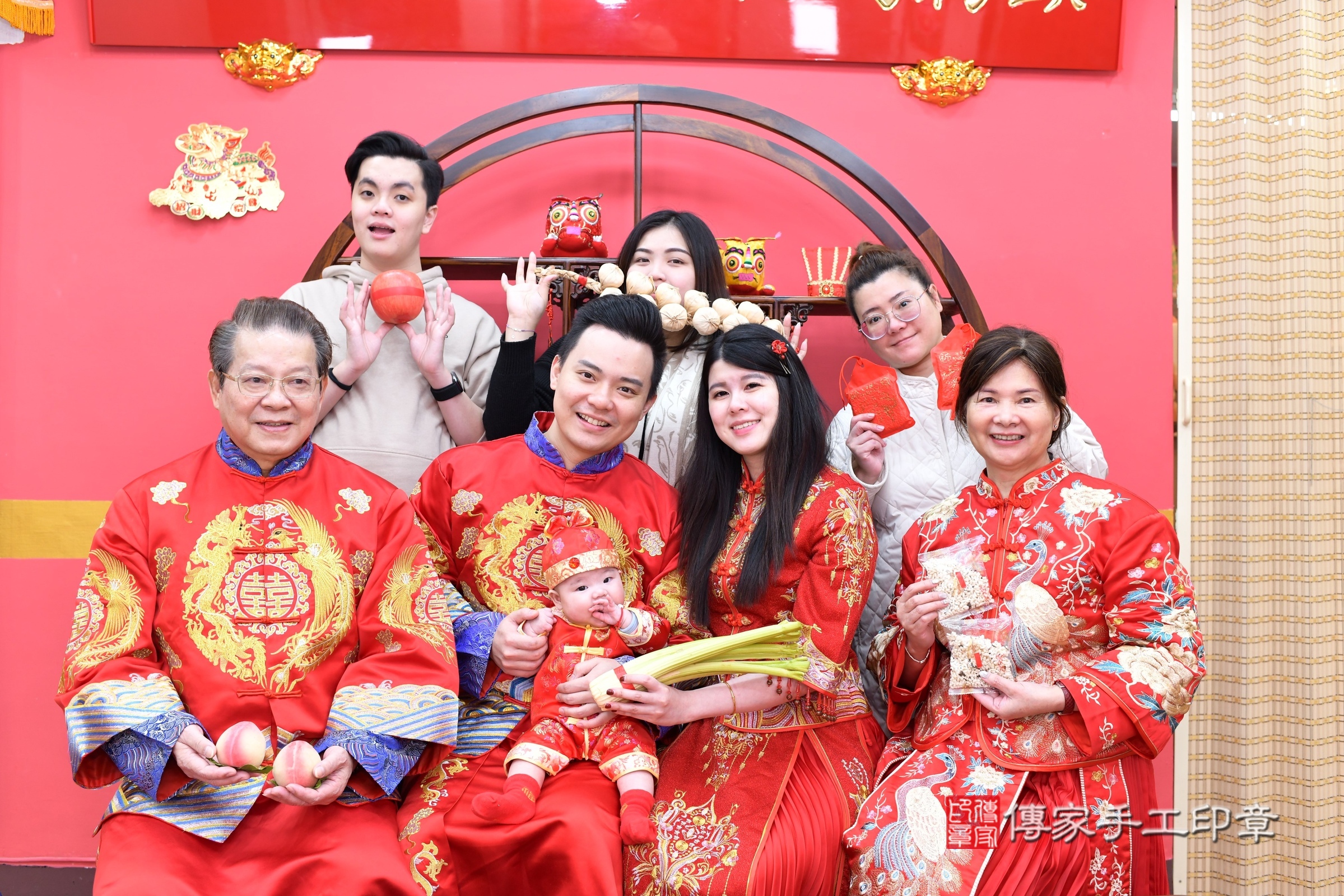 新北市永和區小璇寶寶收涎推薦:傳家新北店收涎中國風會場,嬰兒古禮收涎收口水流程儀式、收涎吉祥話、收涎餅乾、收涎拍照。收涎證書。2025.1.11,照片14 新北市永和區小璇寶寶收涎推薦:傳家新北店收涎中國風會場,嬰兒古禮收涎收口水流程儀式、收涎吉祥話、收涎餅乾、收涎拍照。收涎證書。2025.1.11,照片14