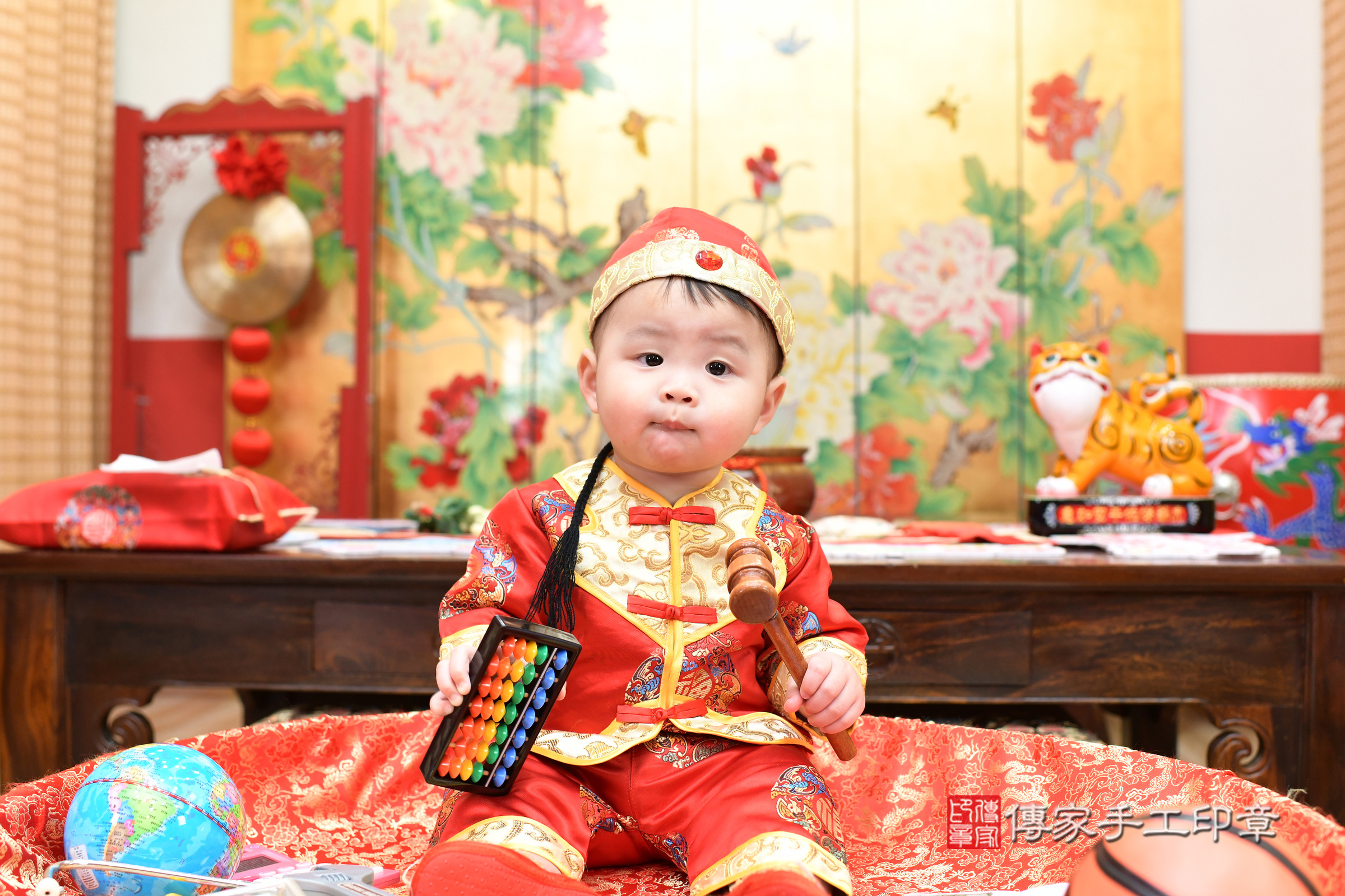 台北市大同區安安寶寶抓周推薦:傳家台北店抓周度脺中國風會場,嬰兒古禮抓周流程儀式吉祥話、抓周道具物品24種、拍照。抓周證書。2025.1.11,照片8 台北市大同區安安寶寶抓周推薦:傳家台北店抓周度脺中國風會場,嬰兒古禮抓周流程儀式吉祥話、抓周道具物品24種、拍照。抓周證書。2025.1.11,照片8