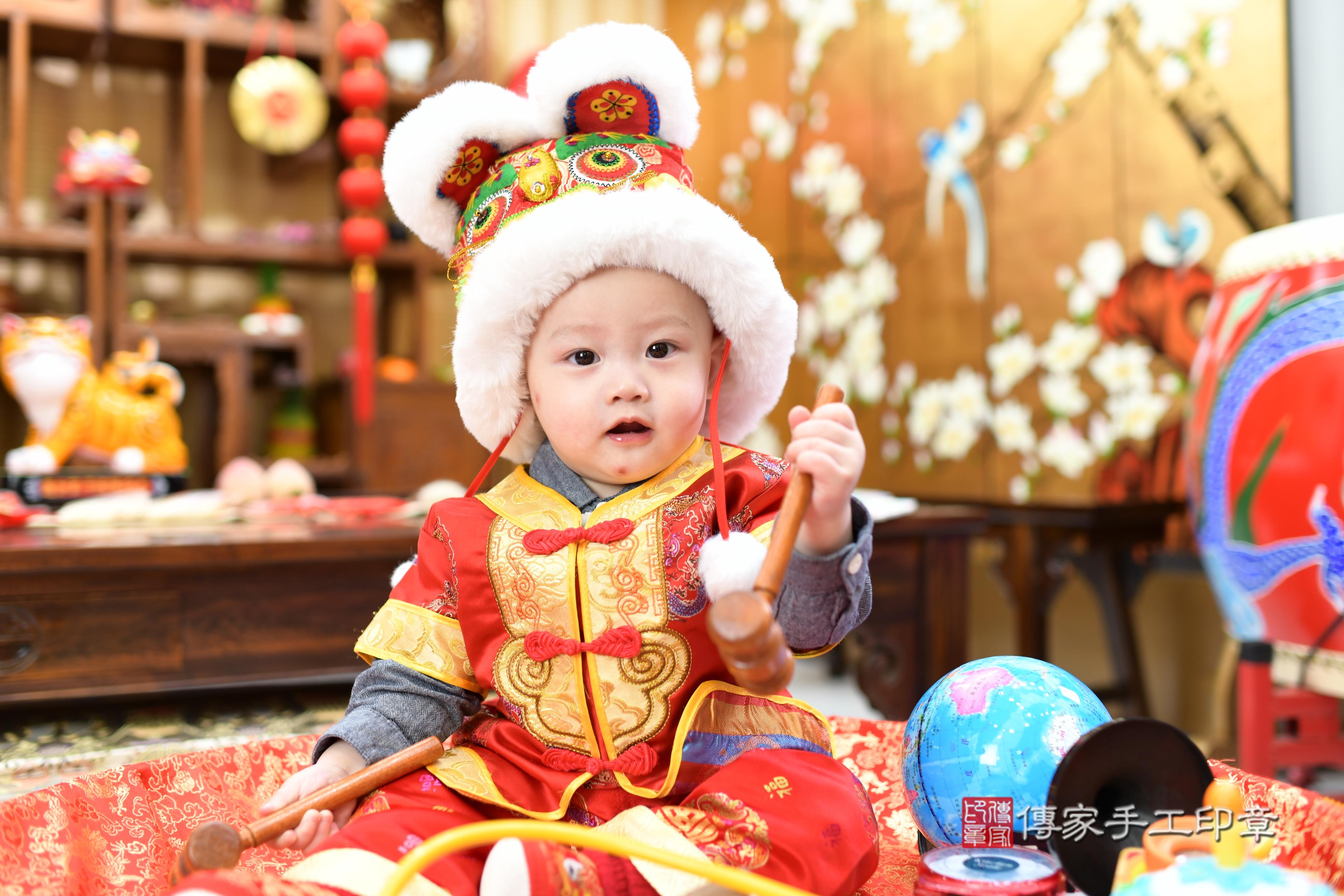 探險家、導遊、領隊