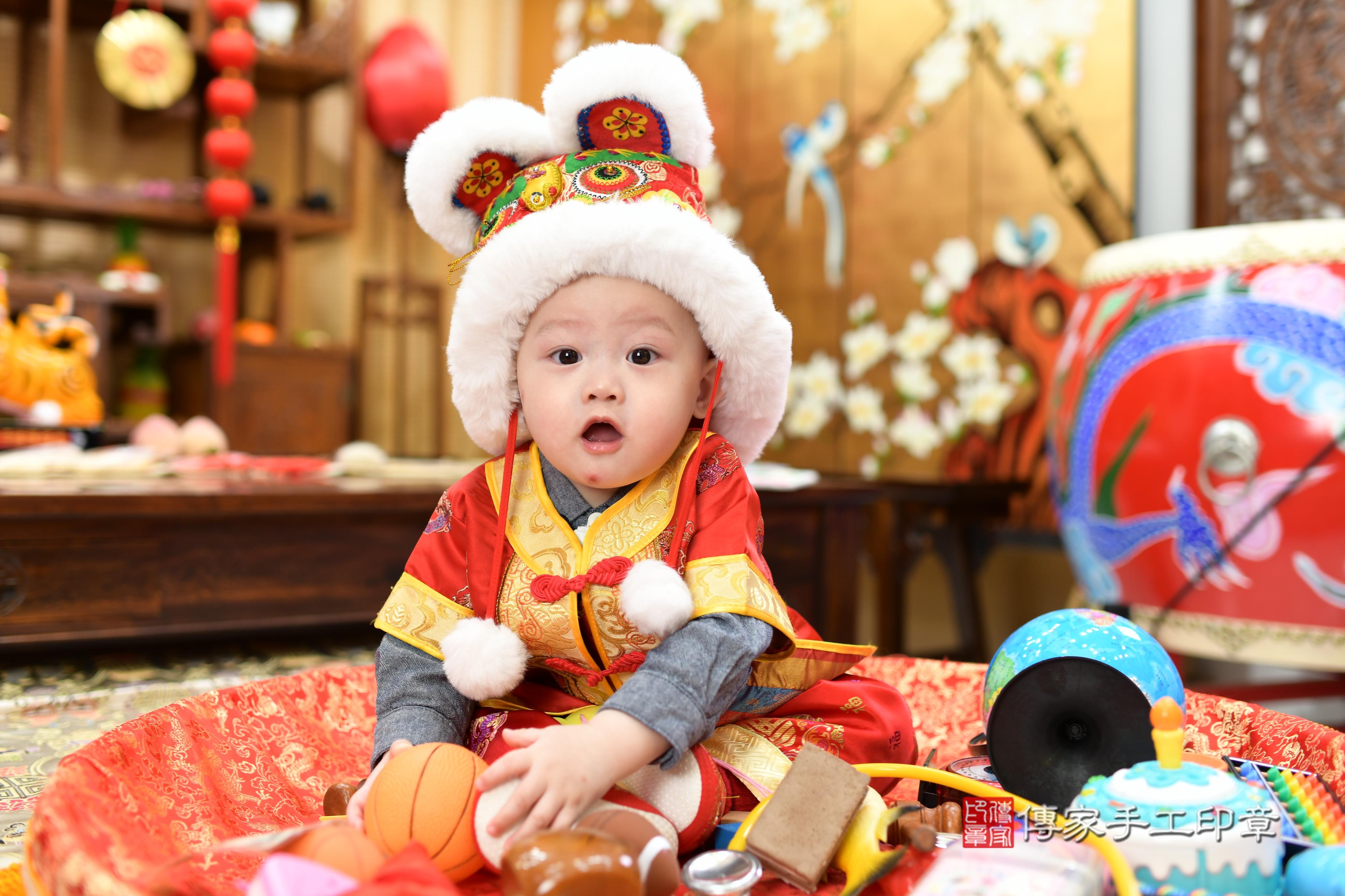 探險家、導遊、領隊