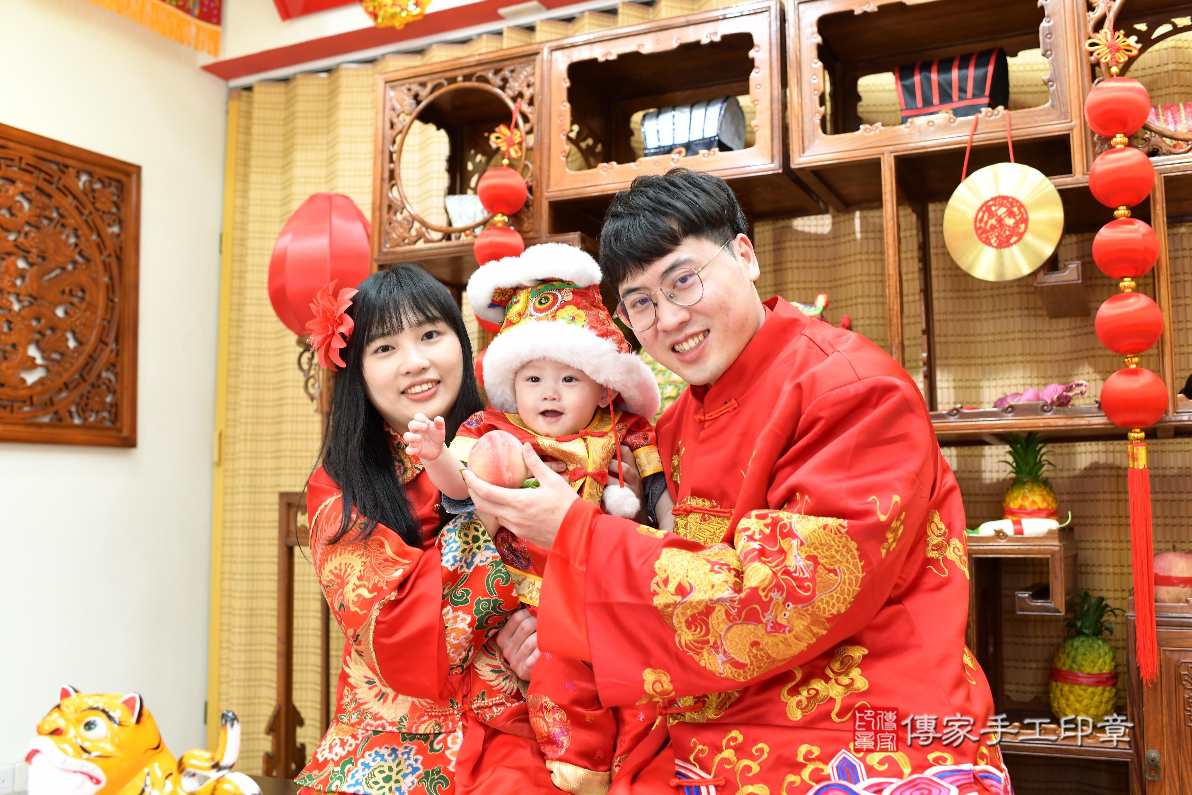 探險家、導遊、領隊