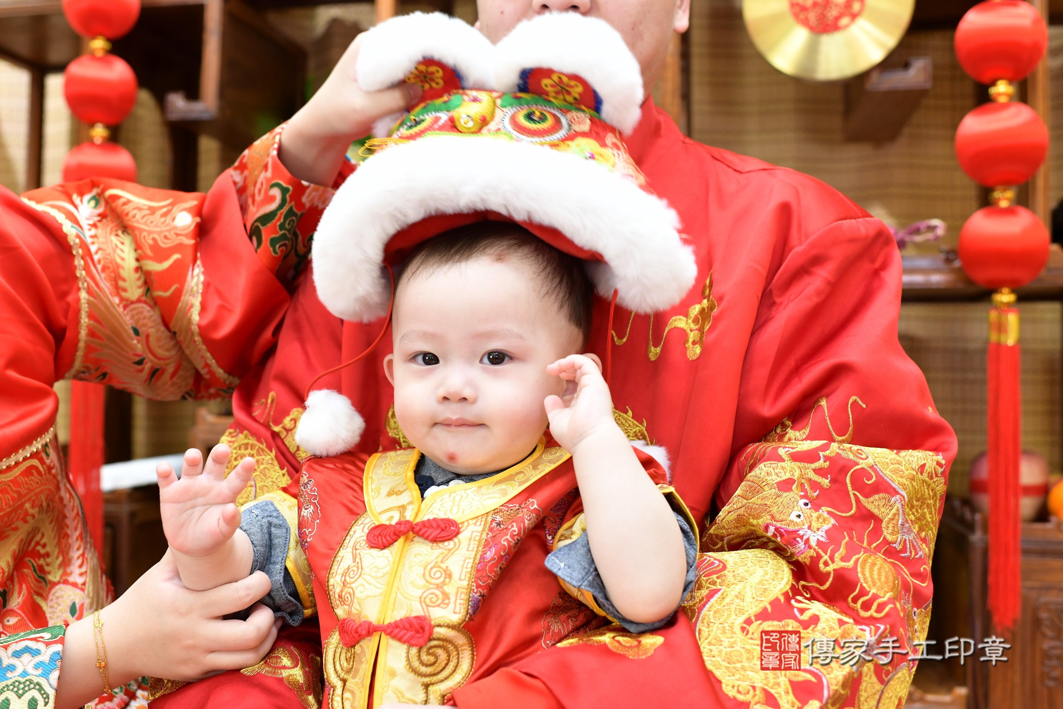 探險家、導遊、領隊