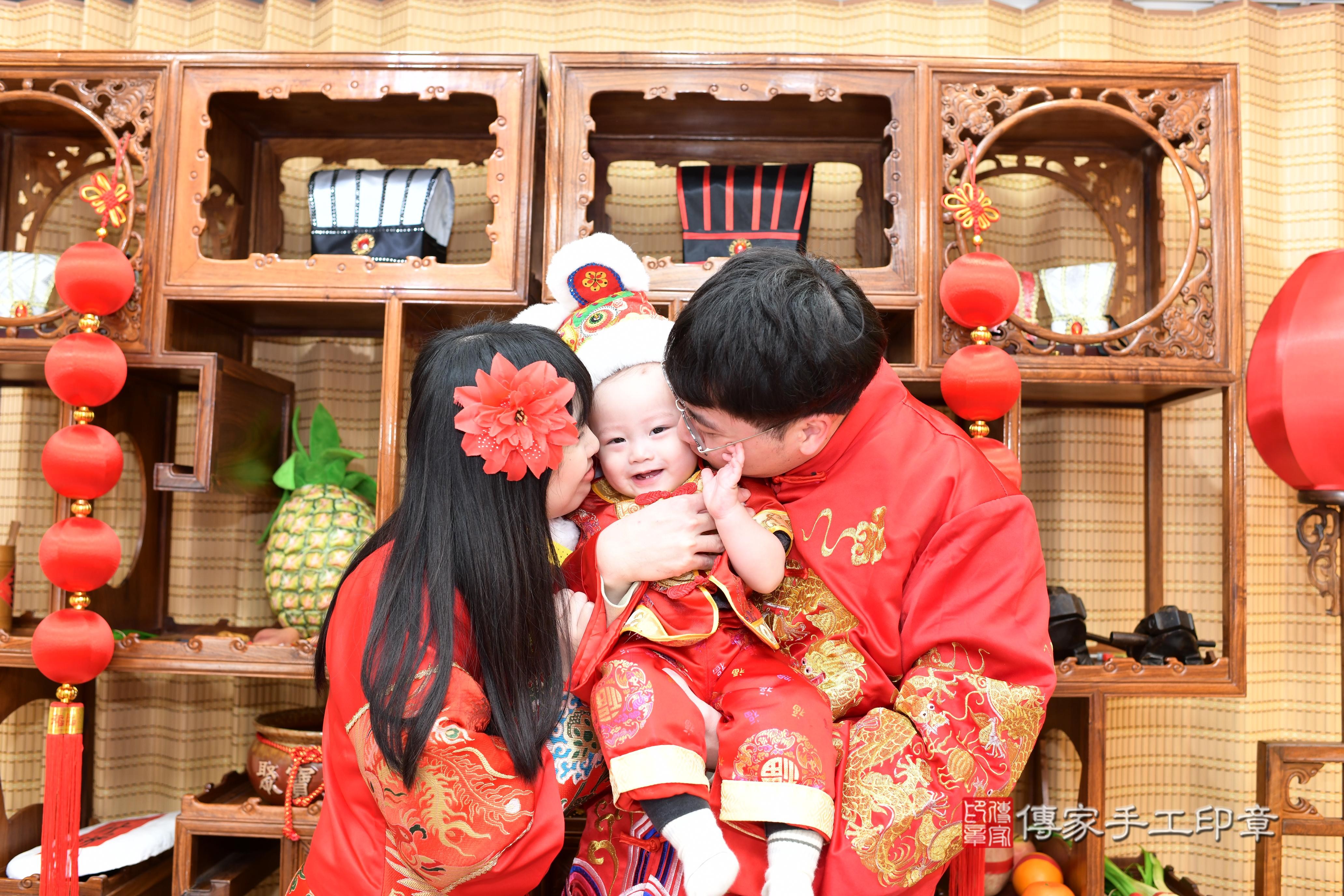 探險家、導遊、領隊