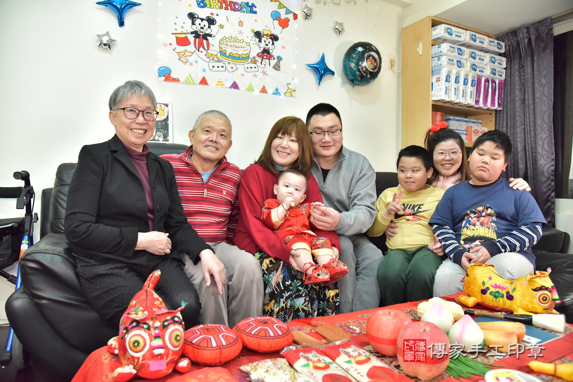 桃園市小莃寶寶抓周推薦:傳家新北店到府抓周,嬰兒古禮抓周流程儀式吉祥話、抓周道具物品24種、拍照。抓周證書。2025.1.12,照片15 桃園市小莃寶寶抓周推薦:傳家新北店到府抓周,嬰兒古禮抓周流程儀式吉祥話、抓周道具物品24種、拍照。抓周證書。2025.1.12,照片15