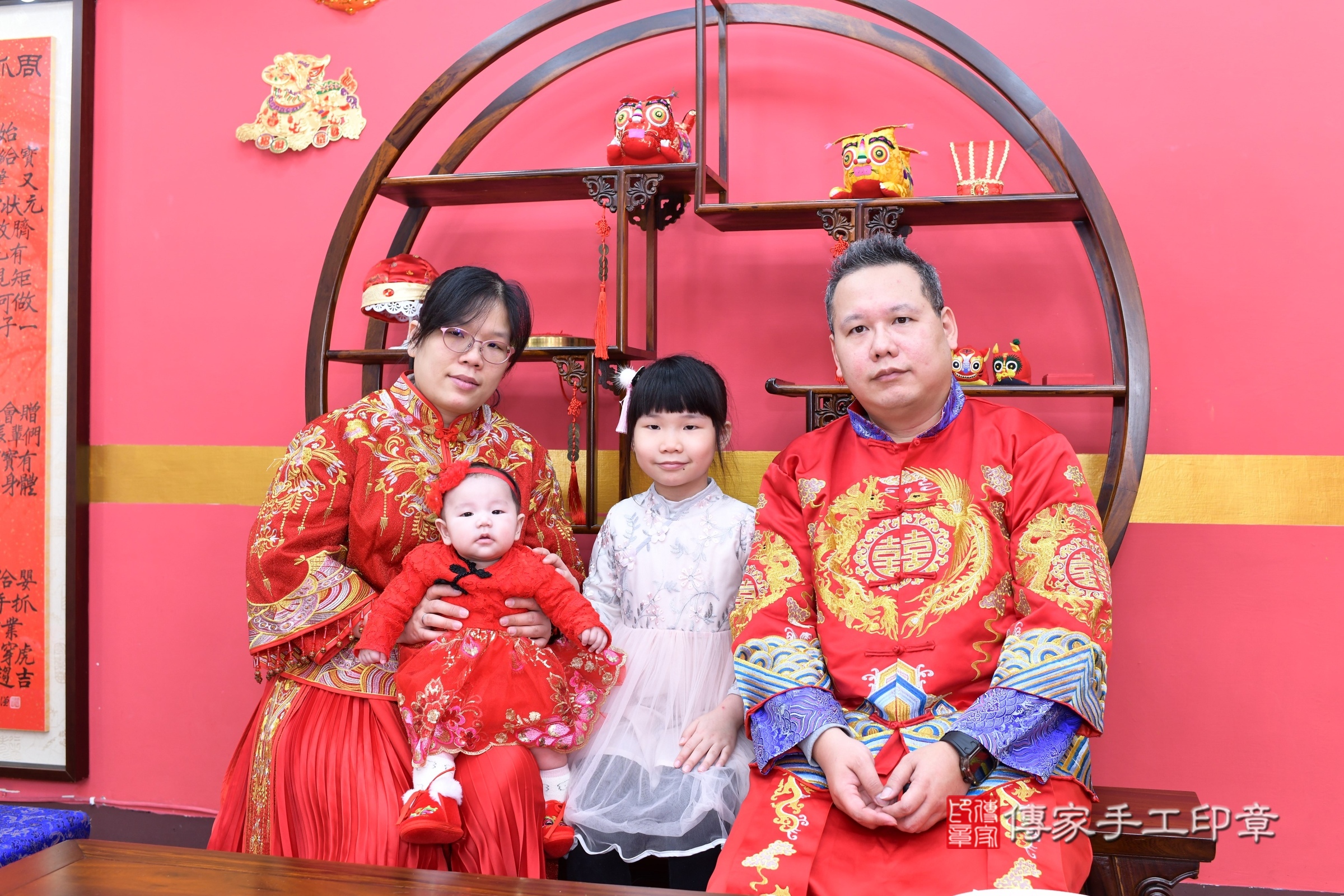 新北市永和區恬恬寶寶收涎推薦：傳家新北店收涎中國風會場，嬰兒古禮收涎收口水流程儀式、收涎吉祥話、收涎餅乾、收涎拍照。收涎證書。2025.1.26，照片7