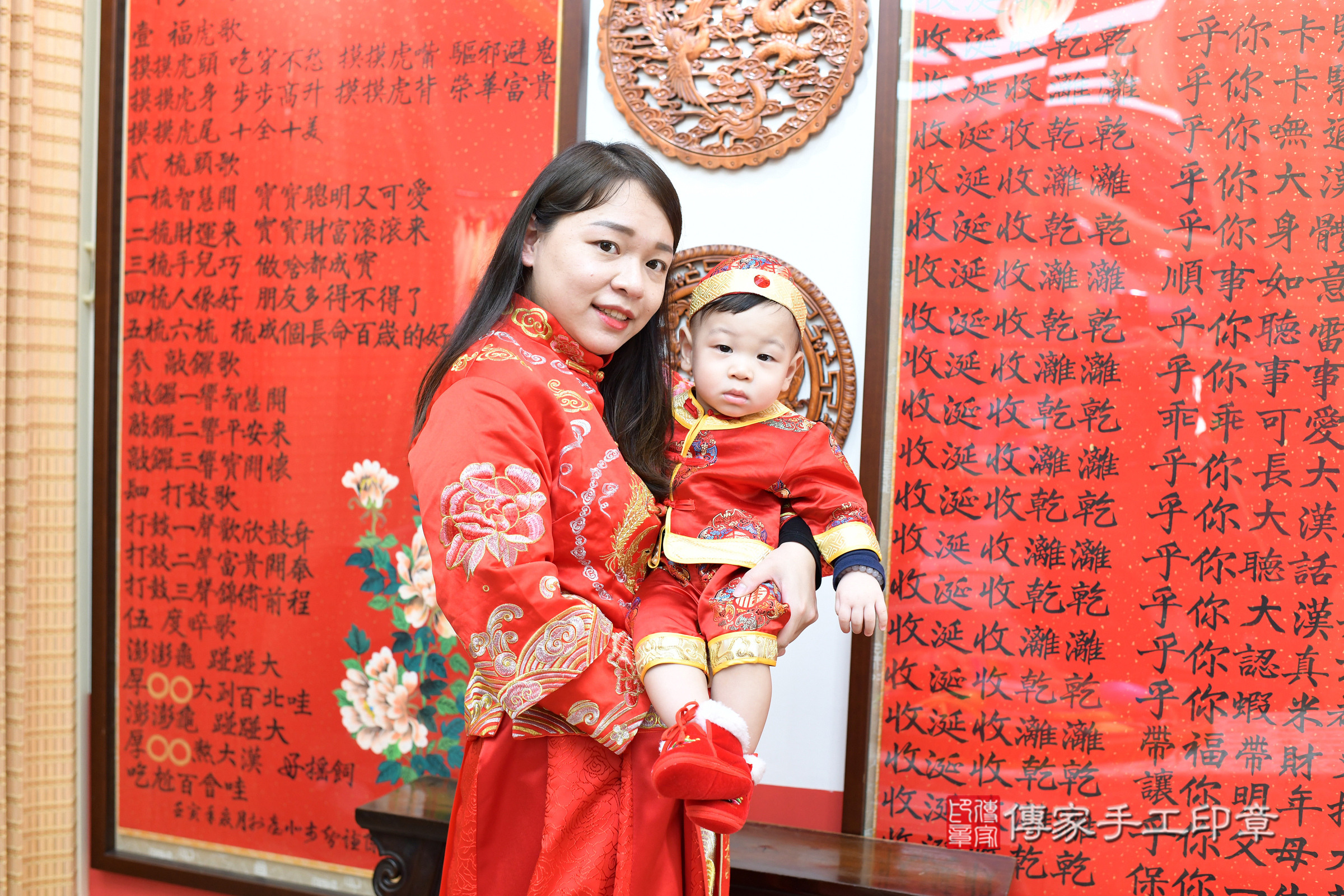 台北市大同區荃荃寶寶抓周推薦:傳家台北店抓周度脺中國風會場,嬰兒古禮抓周流程儀式吉祥話、抓周道具物品24種、拍照。抓周證書。2025.1.25,照片6 台北市大同區荃荃寶寶抓周推薦:傳家台北店抓周度脺中國風會場,嬰兒古禮抓周流程儀式吉祥話、抓周道具物品24種、拍照。抓周證書。2025.1.25,照片6