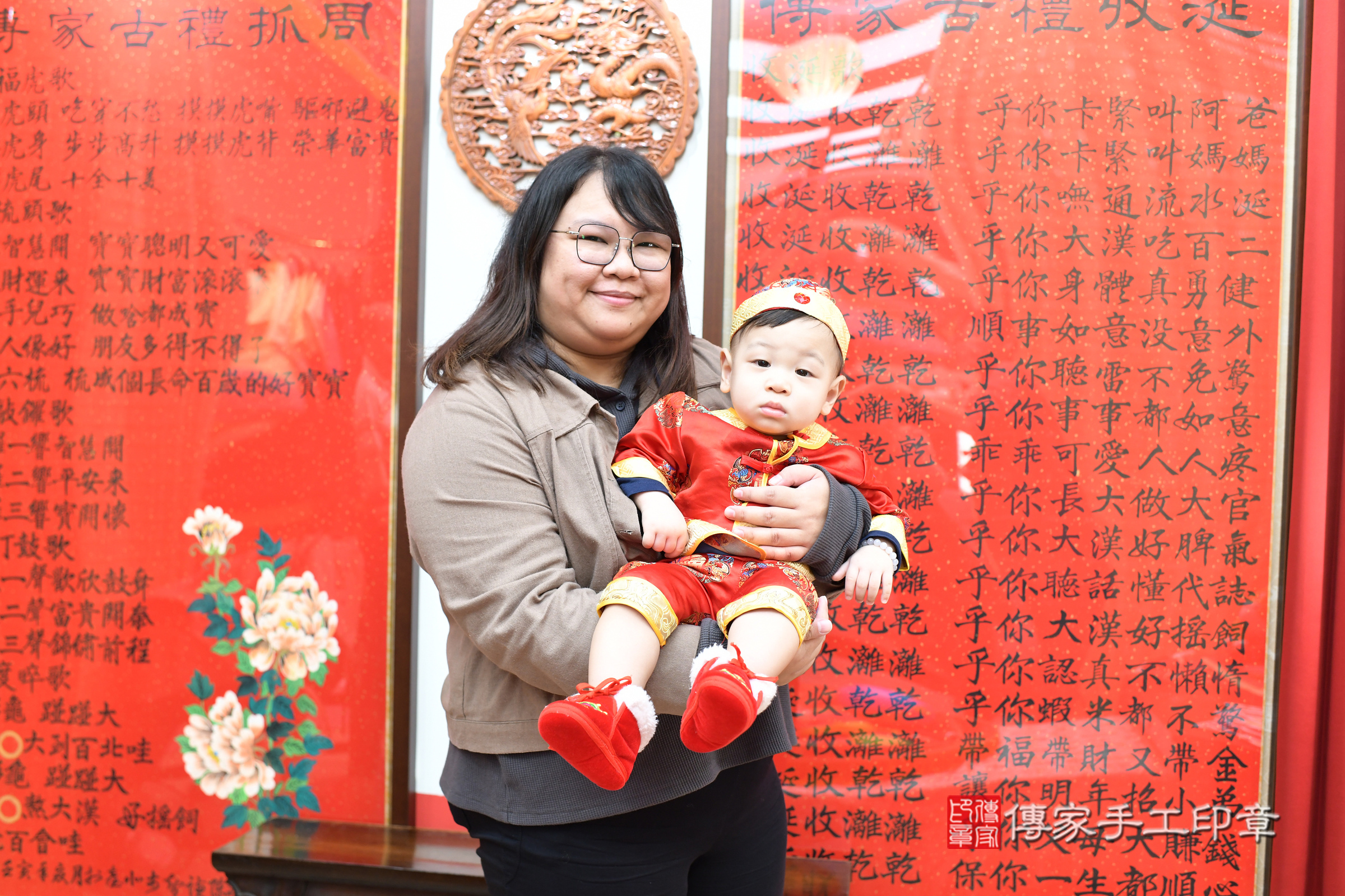 台北市大同區荃荃寶寶抓周推薦:傳家台北店抓周度脺中國風會場,嬰兒古禮抓周流程儀式吉祥話、抓周道具物品24種、拍照。抓周證書。2025.1.25,照片7 台北市大同區荃荃寶寶抓周推薦:傳家台北店抓周度脺中國風會場,嬰兒古禮抓周流程儀式吉祥話、抓周道具物品24種、拍照。抓周證書。2025.1.25,照片7