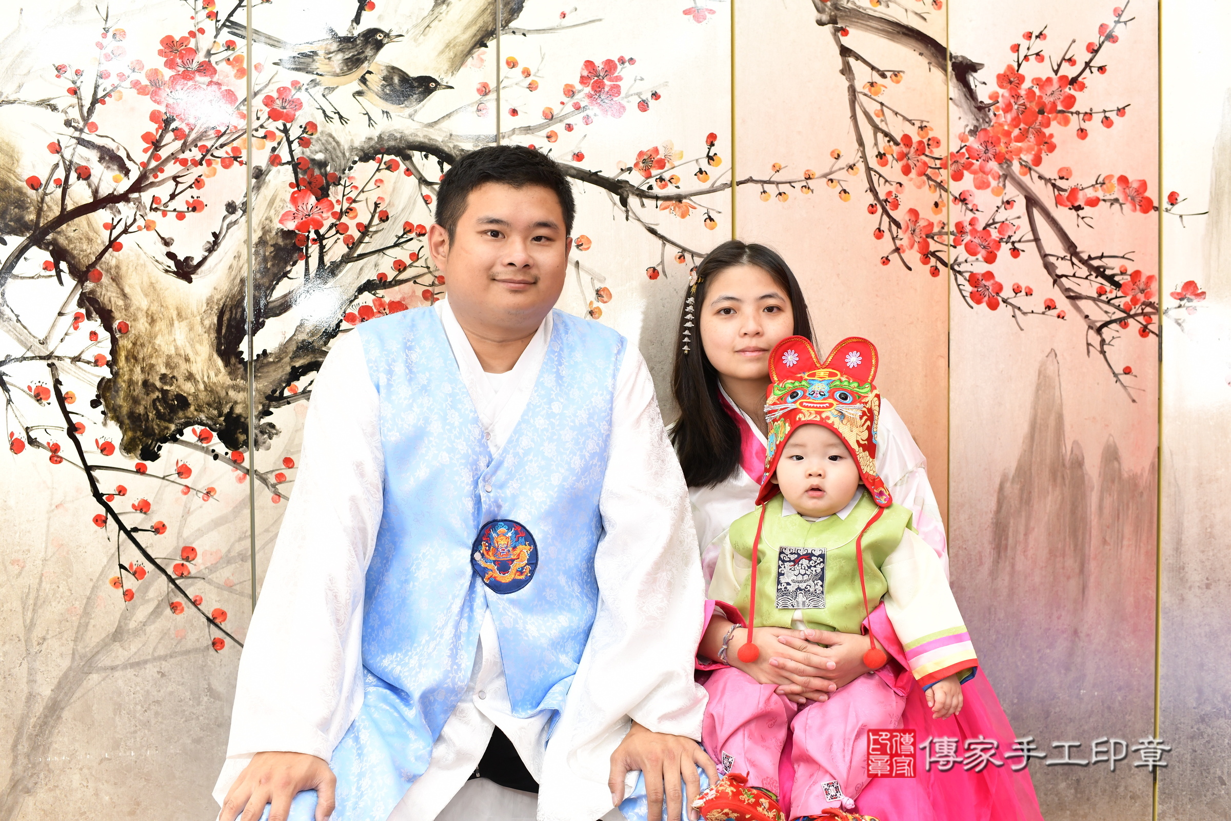 新北市永和區小勛寶寶抓周推薦:傳家新北店抓周度脺中國風會場,嬰兒古禮抓周流程儀式吉祥話、抓周道具物品24種、拍照。抓周證書。2025.2.9,照片13 新北市永和區小勛寶寶抓周推薦:傳家新北店抓周度脺中國風會場,嬰兒古禮抓周流程儀式吉祥話、抓周道具物品24種、拍照。抓周證書。2025.2.9,照片13