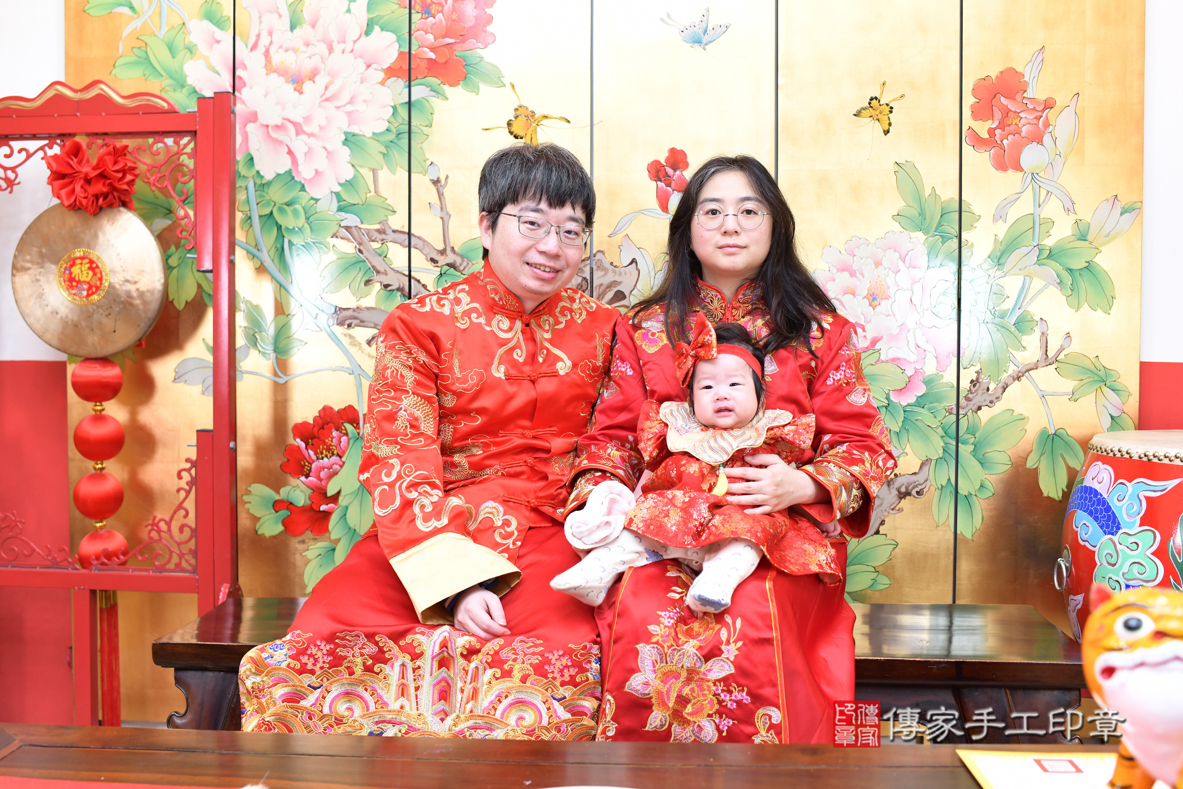 台北市大同區小杏寶寶收涎推薦:傳家台北店收涎中國風會場,嬰兒古禮收涎收口水流程儀式、收涎吉祥話、收涎餅乾、收涎拍照。收涎證書。2025.2.12,照片2 台北市大同區小杏寶寶收涎推薦:傳家台北店收涎中國風會場,嬰兒古禮收涎收口水流程儀式、收涎吉祥話、收涎餅乾、收涎拍照。收涎證書。2025.2.12,照片2