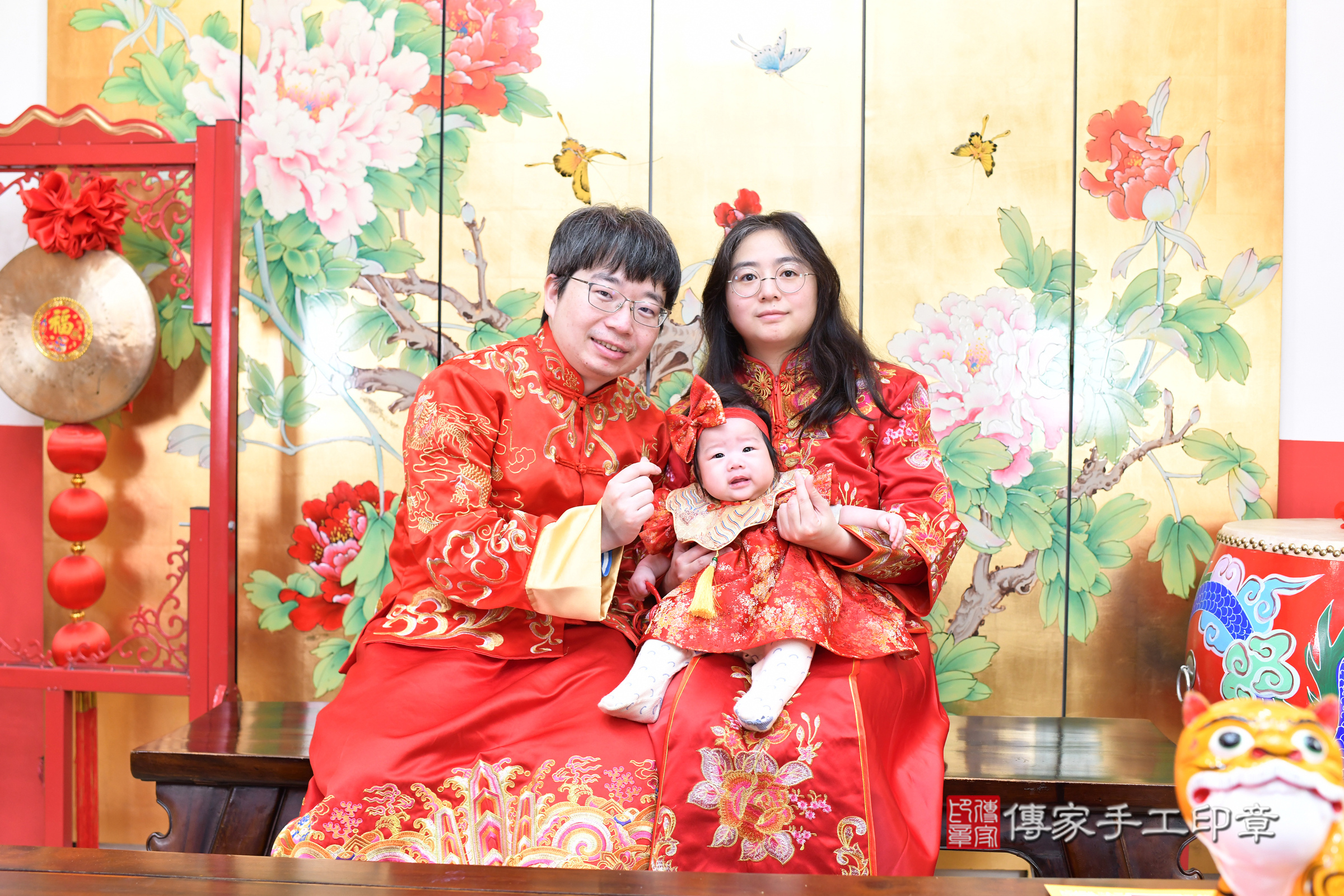 台北市大同區小杏寶寶收涎推薦：傳家台北店收涎中國風會場，嬰兒古禮收涎收口水流程儀式、收涎吉祥話、收涎餅乾、收涎拍照。收涎證書。2025.2.12，照片1