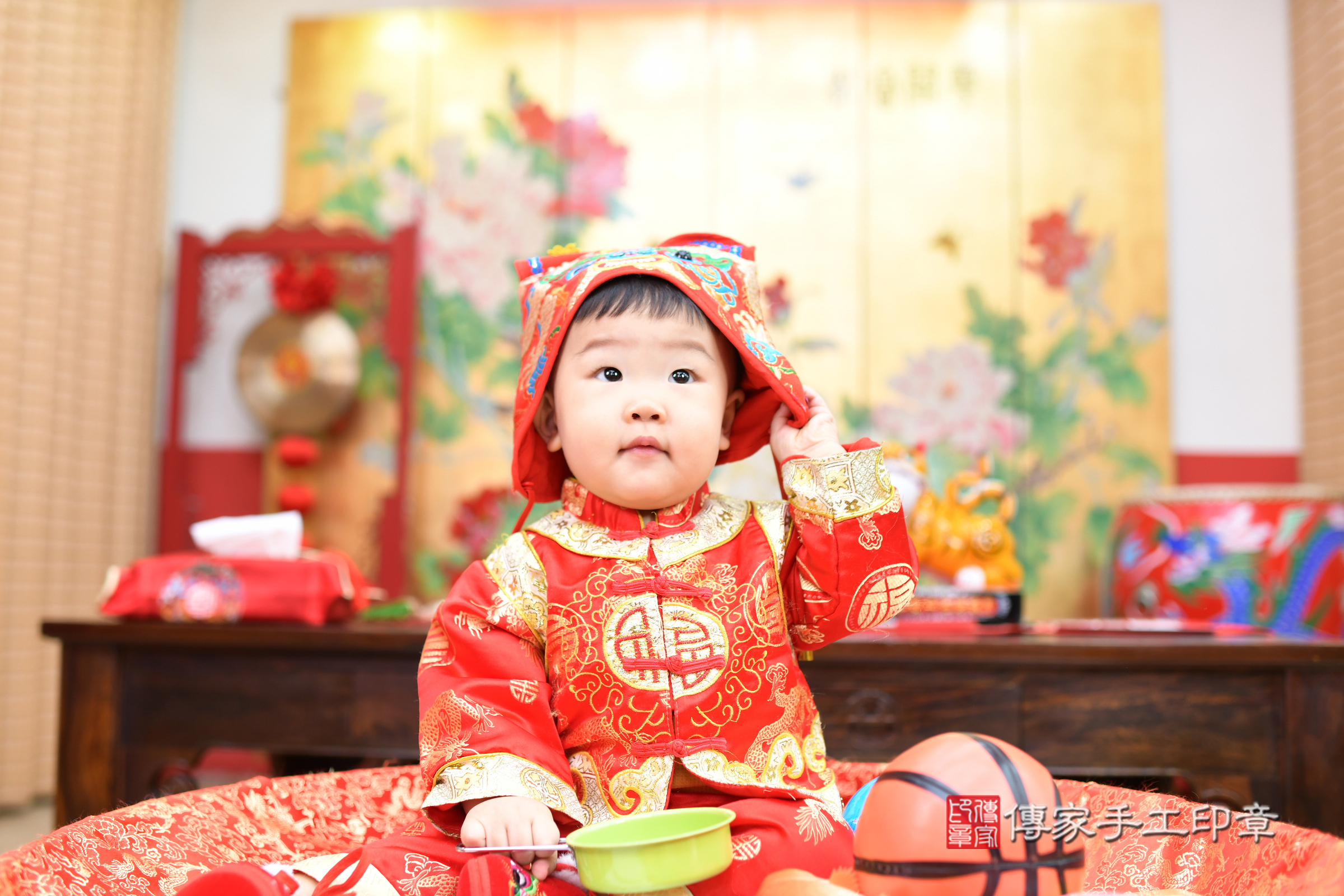 台北市大同區小緒寶寶抓周推薦:傳家台北店抓周度脺中國風會場,嬰兒古禮抓周流程儀式吉祥話、抓周道具物品24種、拍照。抓周證書。2025.2.15,照片4 台北市大同區小緒寶寶抓周推薦:傳家台北店抓周度脺中國風會場,嬰兒古禮抓周流程儀式吉祥話、抓周道具物品24種、拍照。抓周證書。2025.2.15,照片4