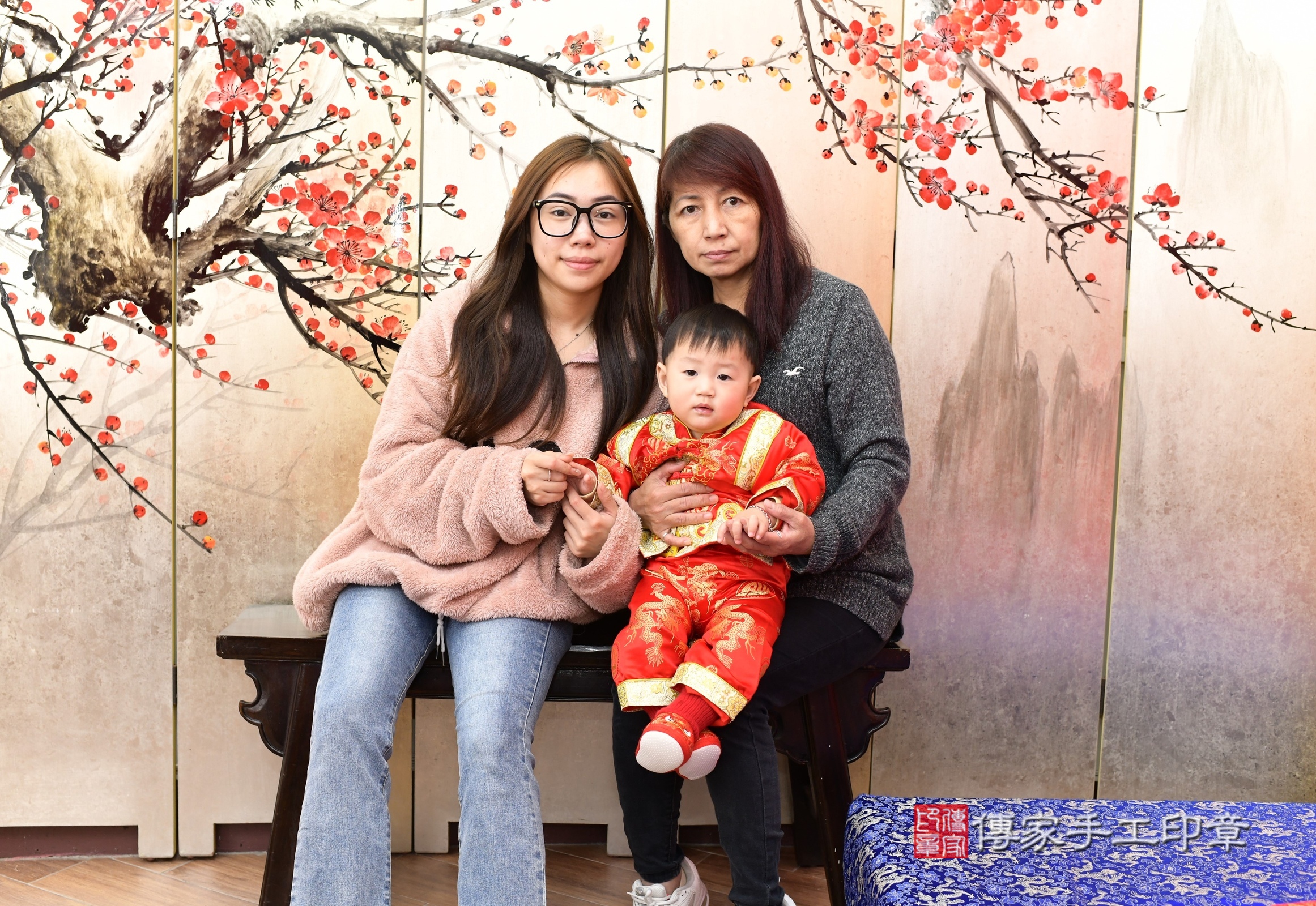 新北市永和區小碩寶寶抓周推薦:傳家新北店抓周度脺中國風會場,嬰兒古禮抓周流程儀式吉祥話、抓周道具物品24種、拍照。抓周證書。2025.2.13,照片2 新北市永和區小碩寶寶抓周推薦:傳家新北店抓周度脺中國風會場,嬰兒古禮抓周流程儀式吉祥話、抓周道具物品24種、拍照。抓周證書。2025.2.13,照片2