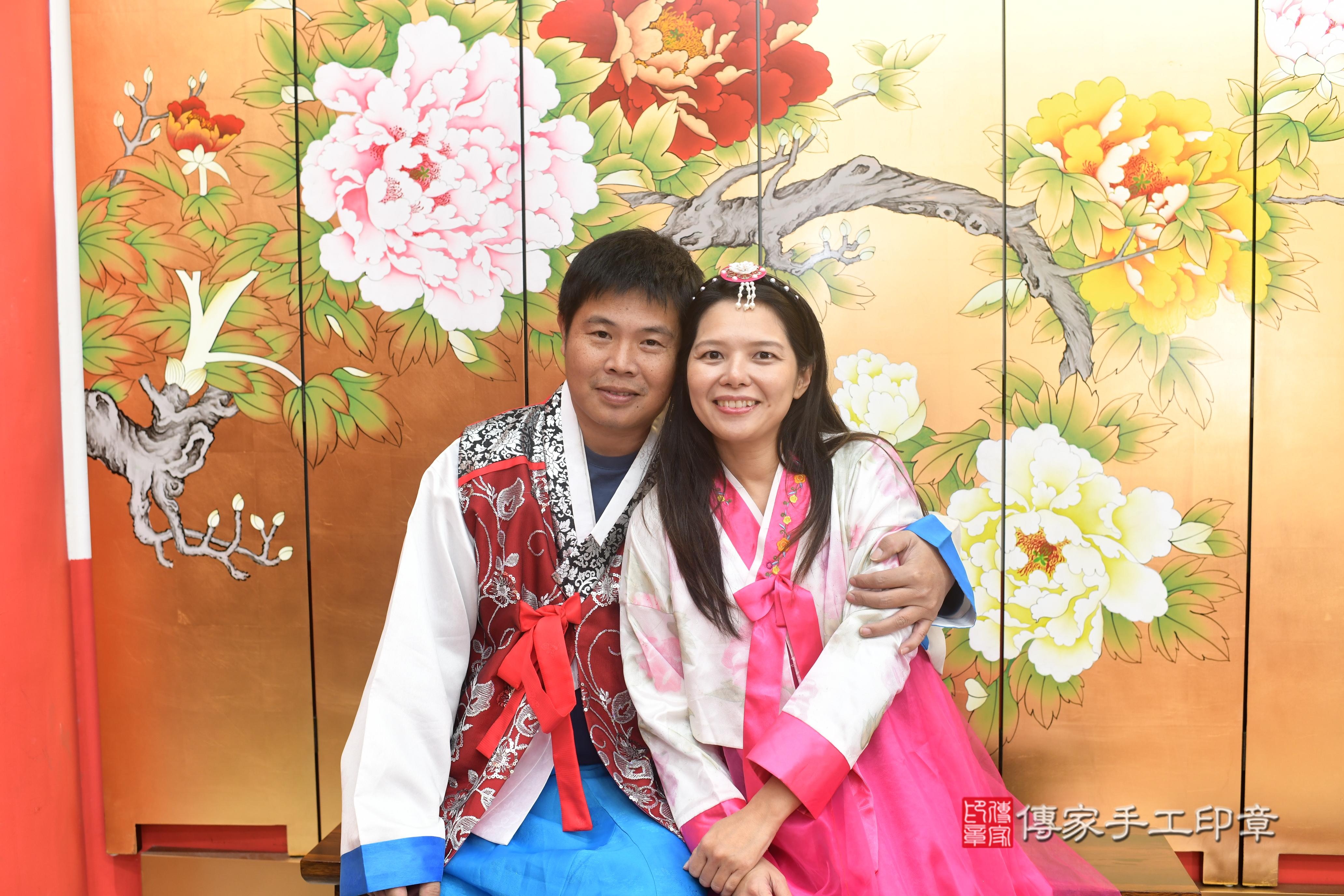 傳家手工印章高雄店、抓周、度脺、中國風會場、傳家嬰兒古禮、吉祥話、抓周道具物品24種、拍照。抓周證書。寶寶抓周、滿周歲、生日快樂、祝福