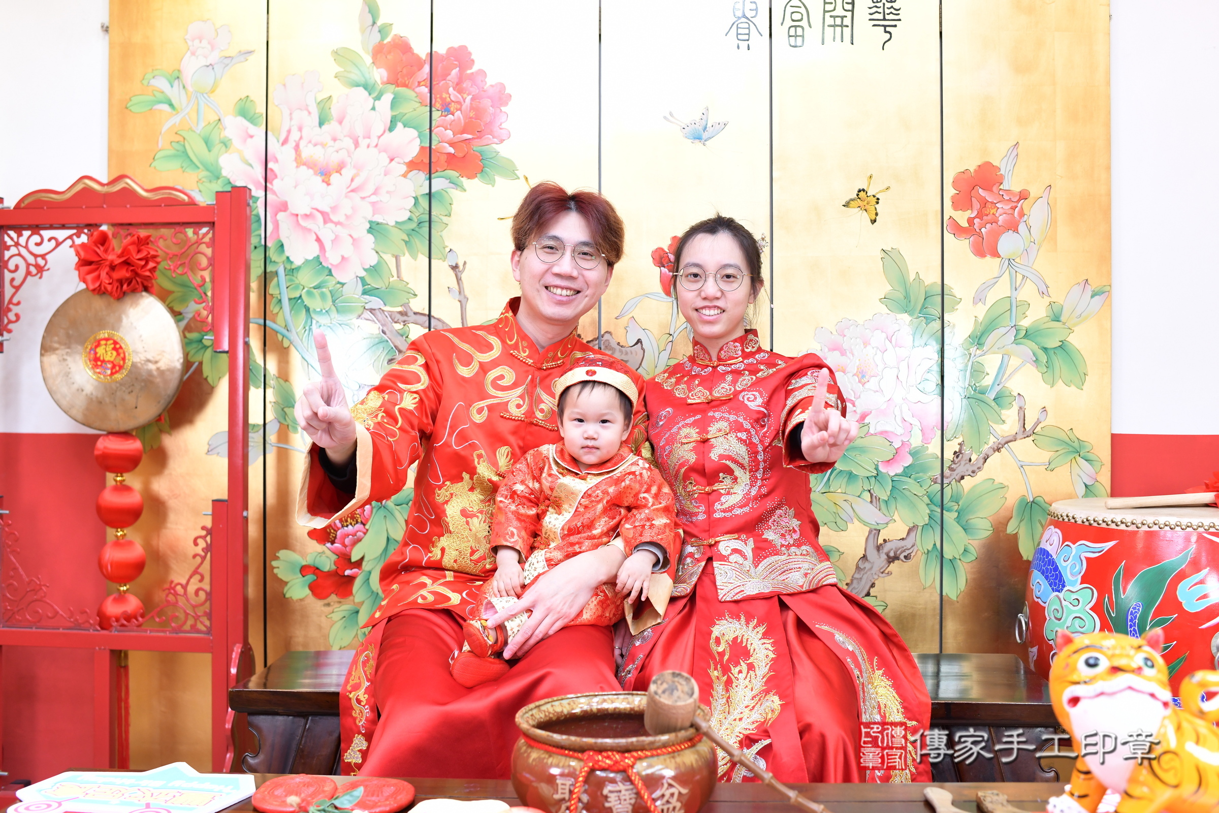 台北市大同區小祈寶寶抓周推薦：傳家台北店抓周度脺中國風會場，嬰兒古禮抓周流程儀式吉祥話、抓周道具物品24種、拍照。抓周證書。2025.2.9，照片4