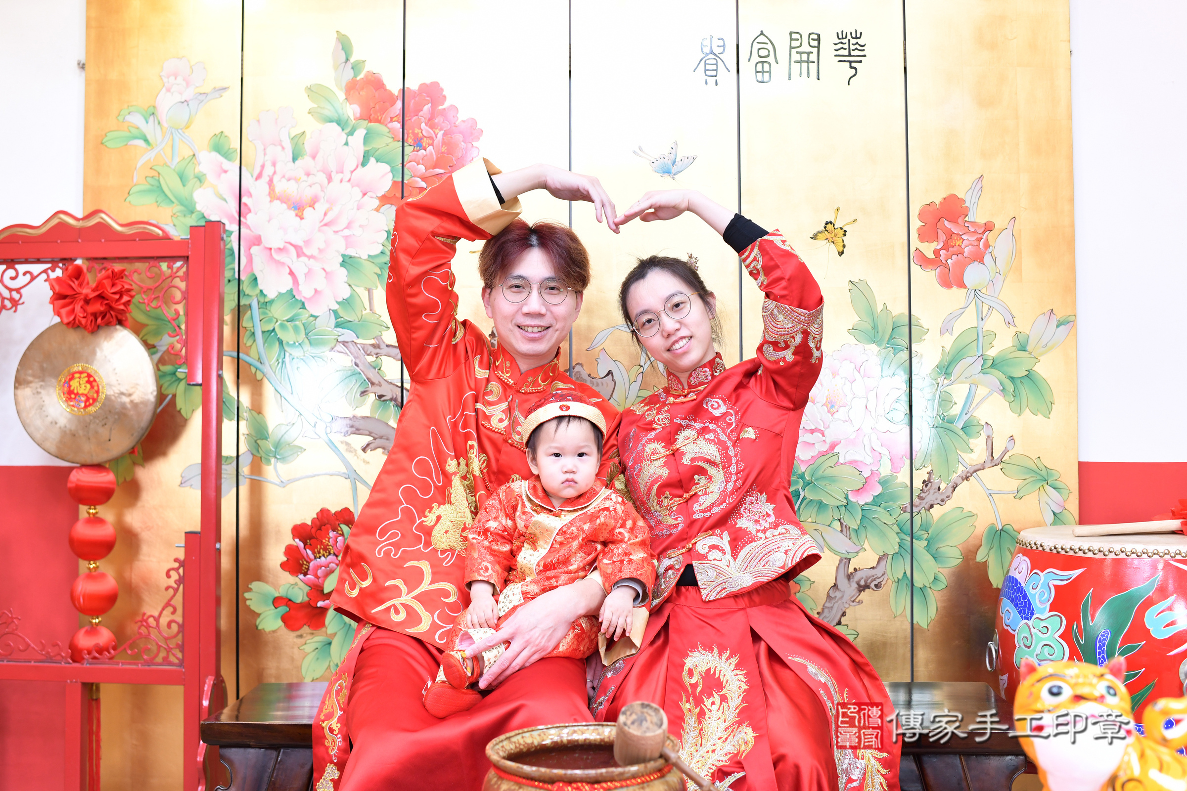 台北市大同區小祈寶寶抓周推薦：傳家台北店抓周度脺中國風會場，嬰兒古禮抓周流程儀式吉祥話、抓周道具物品24種、拍照。抓周證書。2025.2.9，照片3