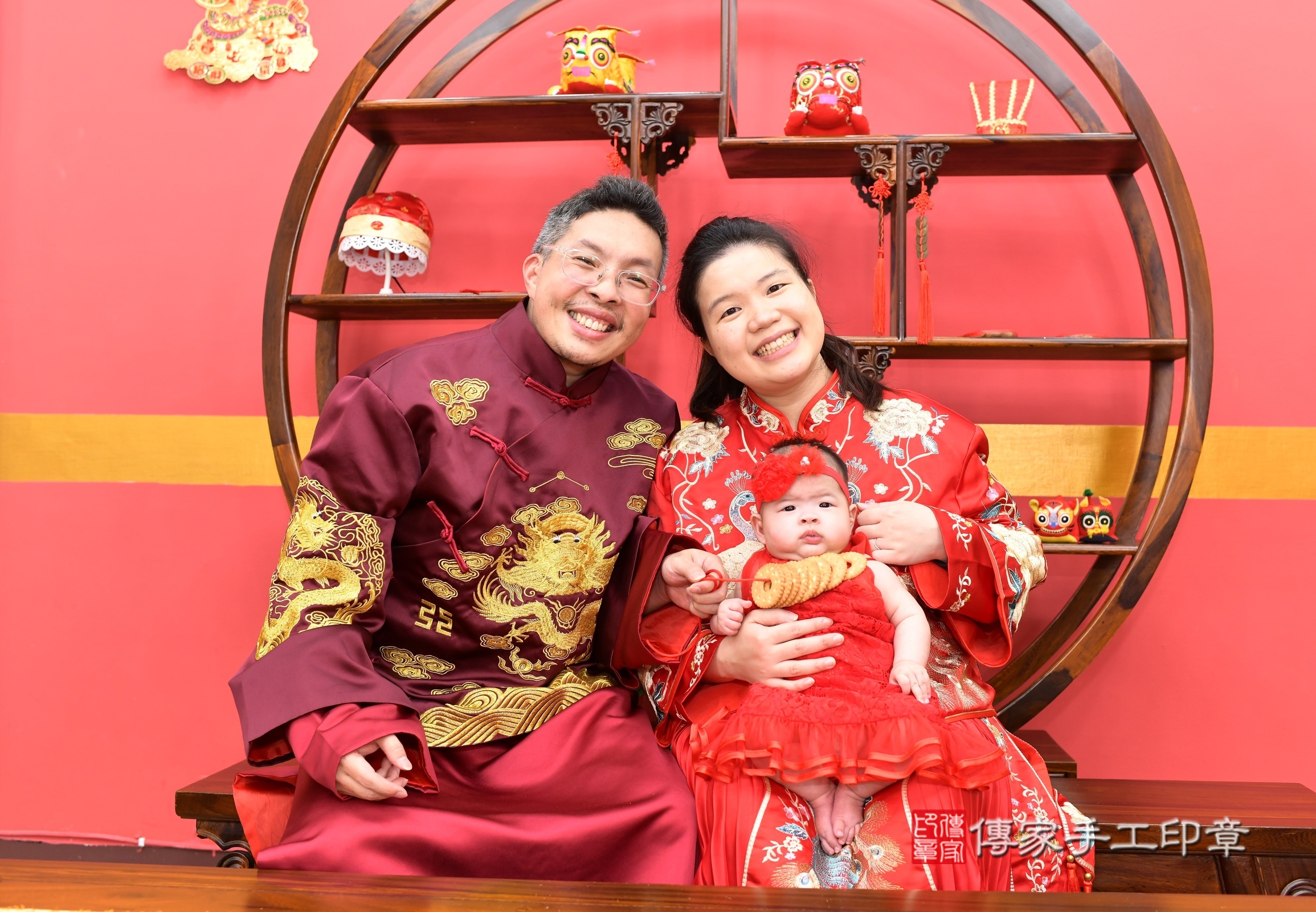 新北市永和區恩恩寶寶收涎推薦：傳家新北店收涎中國風會場，嬰兒古禮收涎收口水流程儀式、收涎吉祥話、收涎餅乾、收涎拍照。收涎證書。2025.2.28，照片11