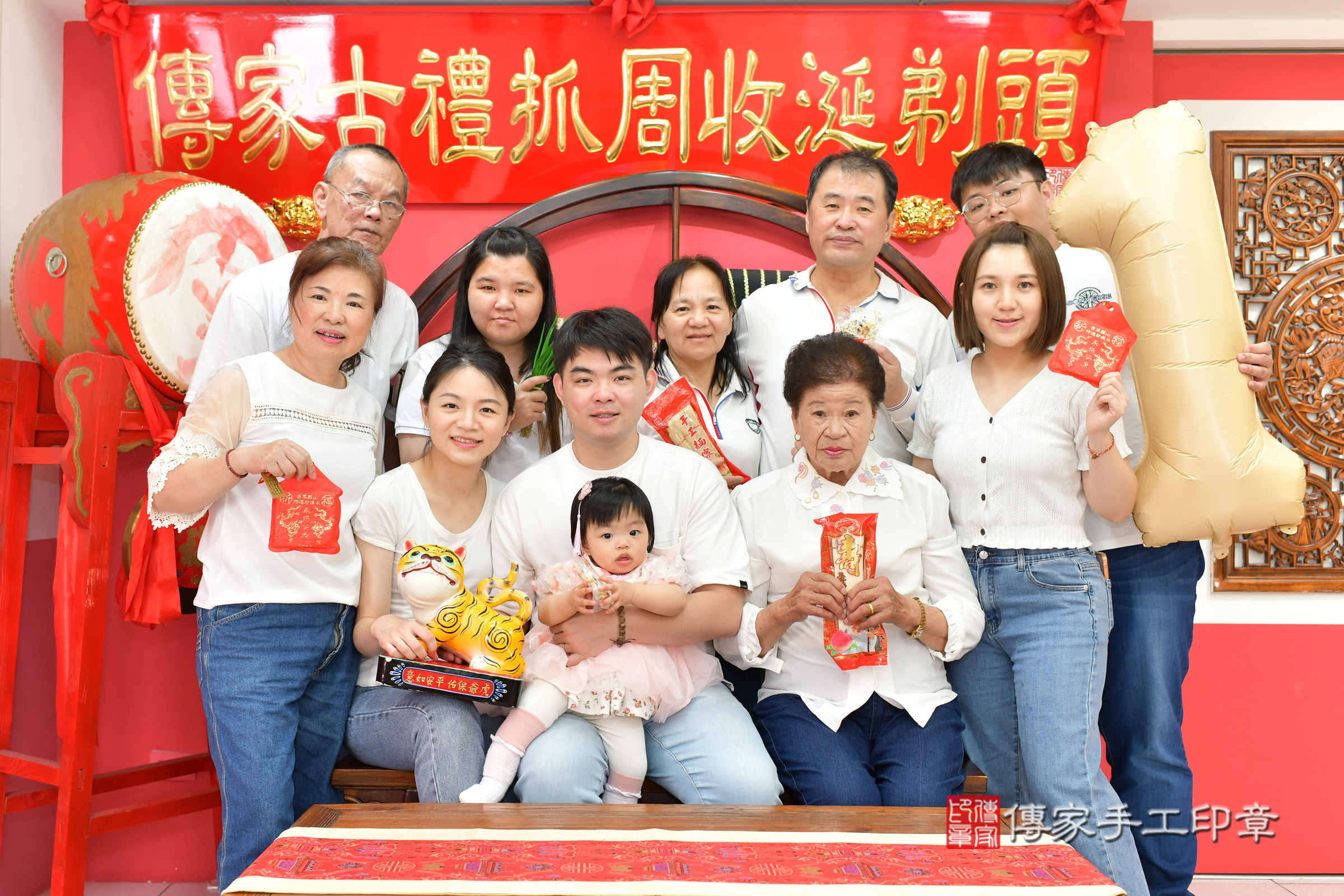 台中市北區小婕寶寶抓周推薦:傳家台中店抓周度脺中國風會場,嬰兒古禮抓周流程儀式吉祥話、抓周道具物品24種、拍照。抓周證書。2025.3.3,照片13 台中市北區小婕寶寶抓周推薦:傳家台中店抓周度脺中國風會場,嬰兒古禮抓周流程儀式吉祥話、抓周道具物品24種、拍照。抓周證書。2025.3.3,照片13