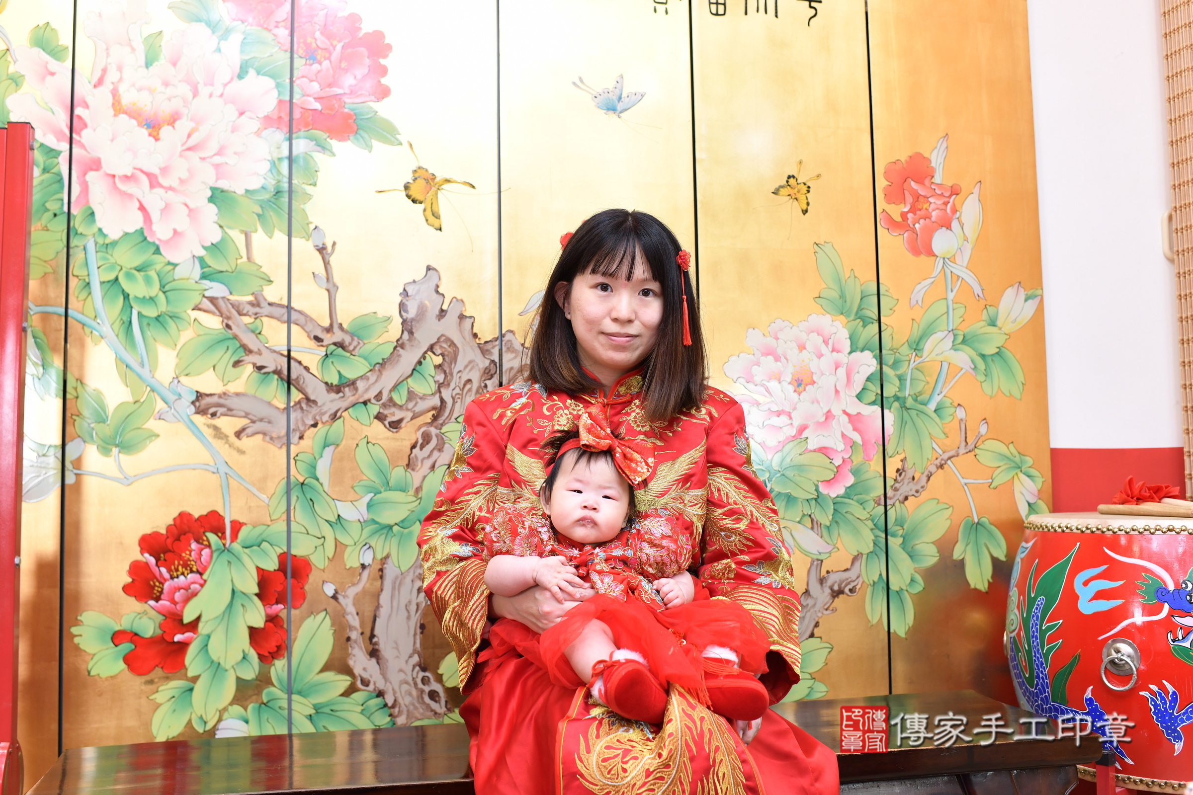 新北市永和區妡妡寶寶收涎推薦：傳家新北店收涎中國風會場，嬰兒古禮收涎收口水流程儀式、收涎吉祥話、收涎餅乾、收涎拍照。收涎證書。2025.3.8，照片6