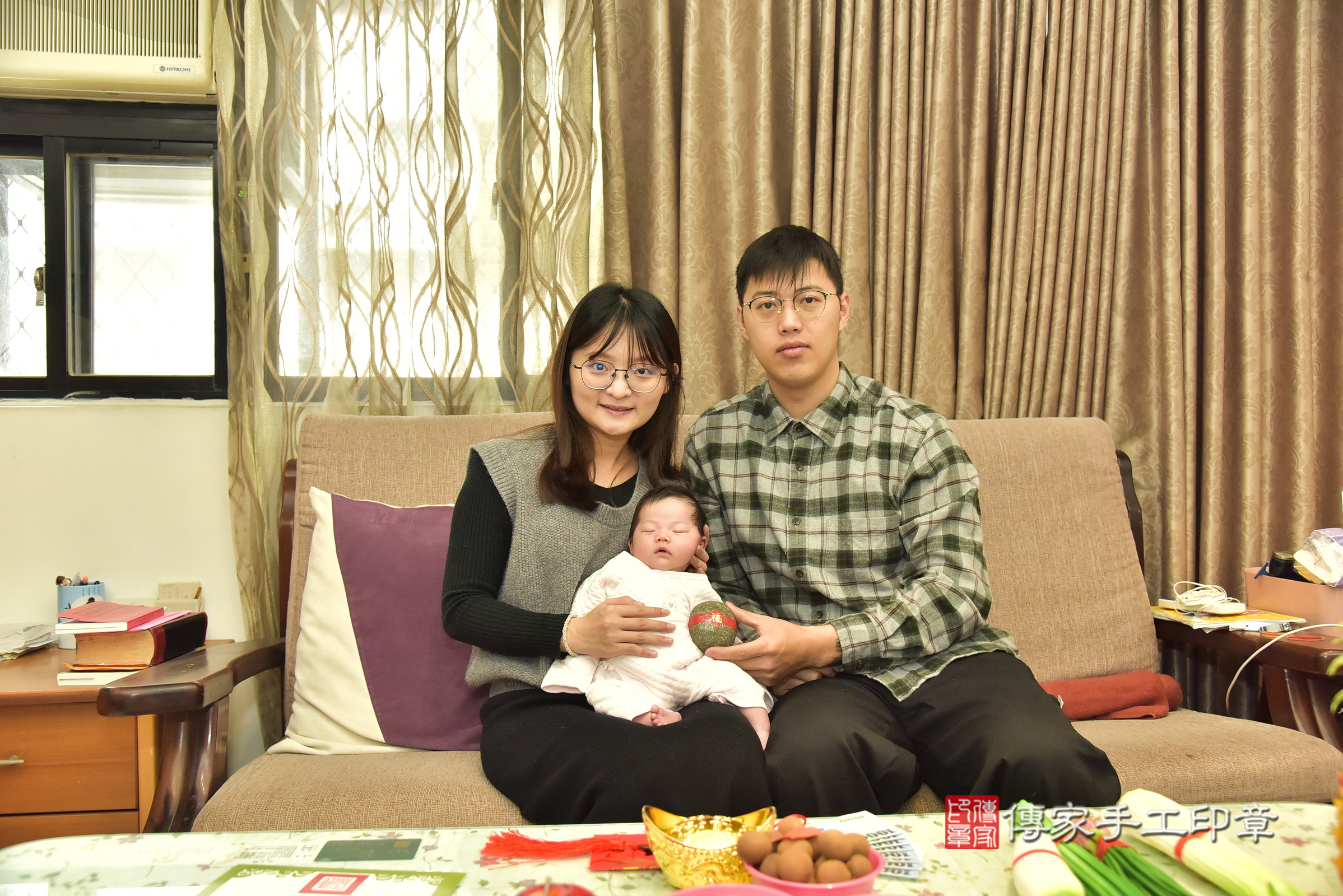 琳琳寶寶(新北市永和區嬰兒寶寶滿月剃頭理髮、嬰兒剃胎毛儀式吉祥話)。中國風會場，爸媽寶貝穿「日中韓」古裝禮服。專業拍照、證書。★購買「臍帶章、肚臍章、胎毛筆刷印章」贈送：剃頭、收涎、抓周，三選一。2025.3.8，照片10