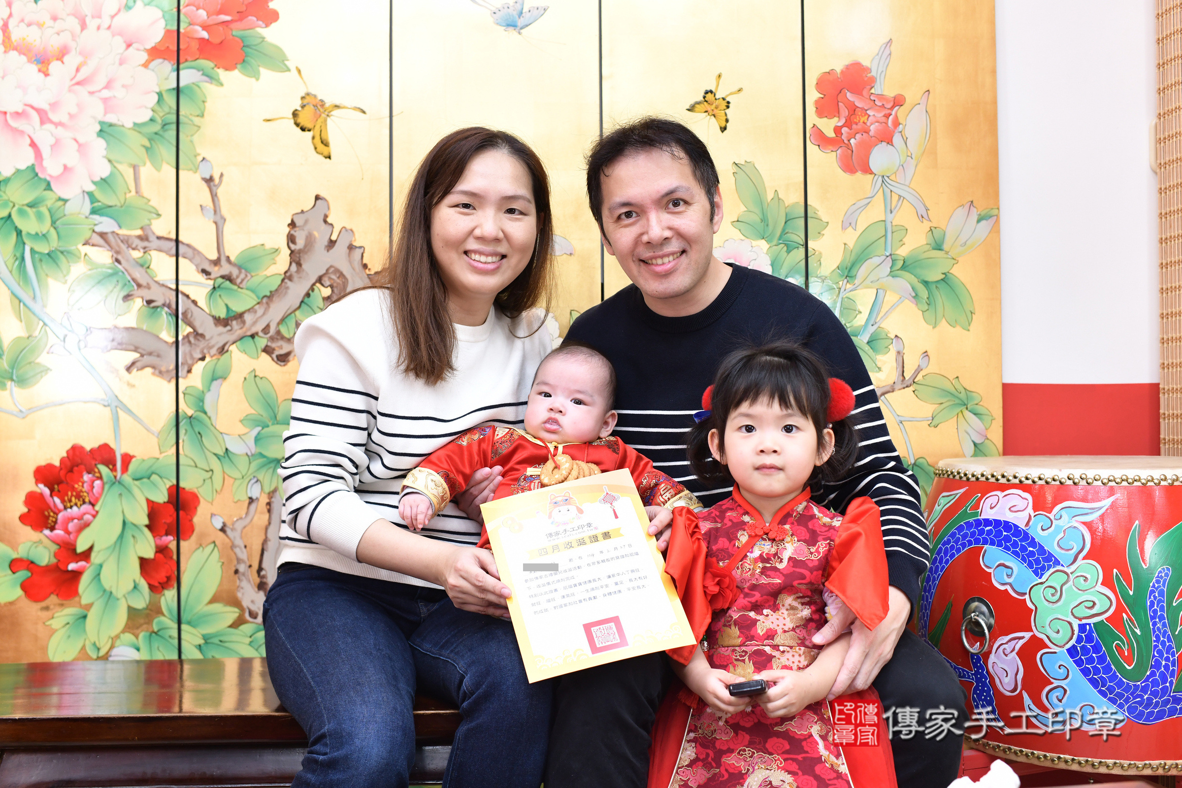 台北市大同區翔翔寶寶收涎推薦：傳家台北店收涎中國風會場，嬰兒古禮收涎收口水流程儀式、收涎吉祥話、收涎餅乾、收涎拍照。收涎證書。2025.2.27，照片14