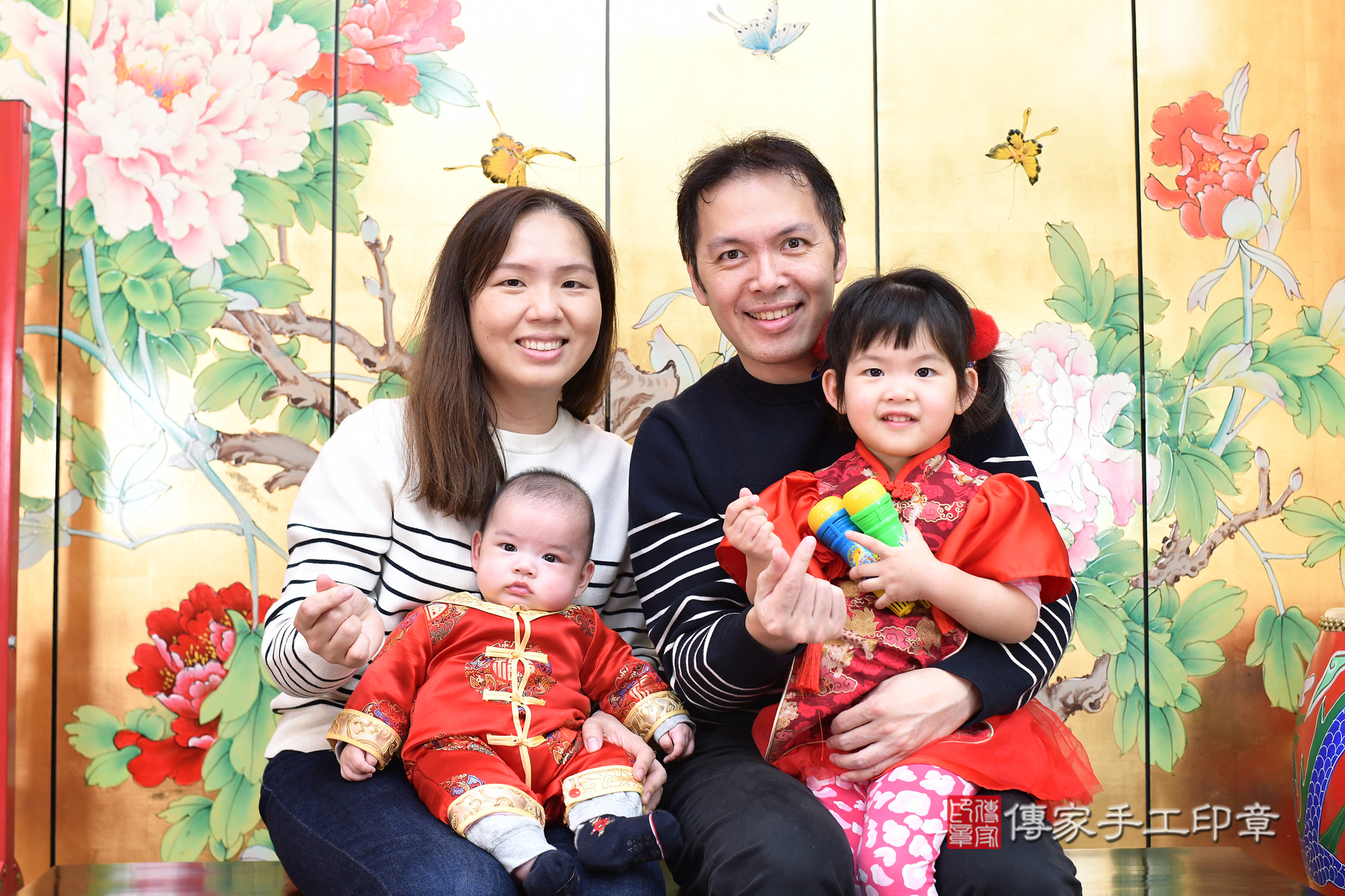 台北市大同區翔翔寶寶收涎推薦：傳家台北店收涎中國風會場，嬰兒古禮收涎收口水流程儀式、收涎吉祥話、收涎餅乾、收涎拍照。收涎證書。2025.2.27，照片15