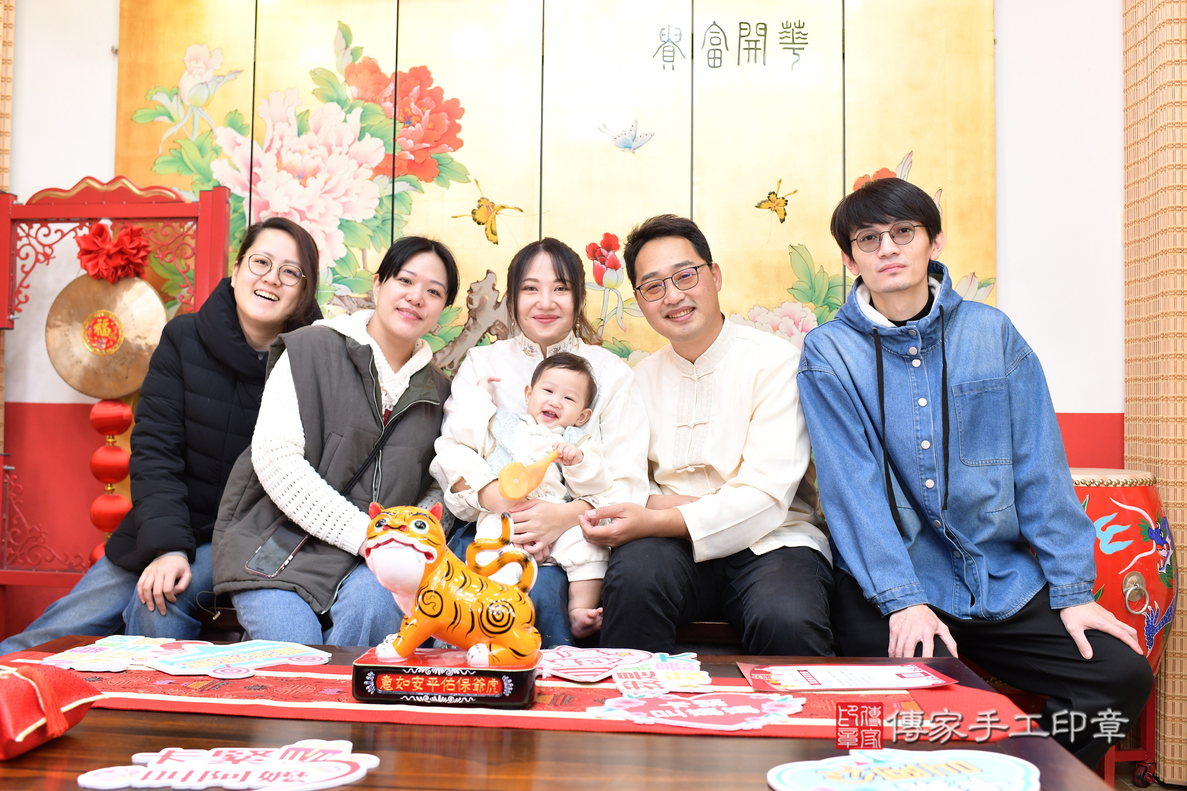 台北市大同區小澤寶寶抓周推薦:傳家台北店抓周度脺中國風會場,嬰兒古禮抓周流程儀式吉祥話、抓周道具物品24種、拍照。抓周證書。2025.2.27,照片11 台北市大同區小澤寶寶抓周推薦:傳家台北店抓周度脺中國風會場,嬰兒古禮抓周流程儀式吉祥話、抓周道具物品24種、拍照。抓周證書。2025.2.27,照片11