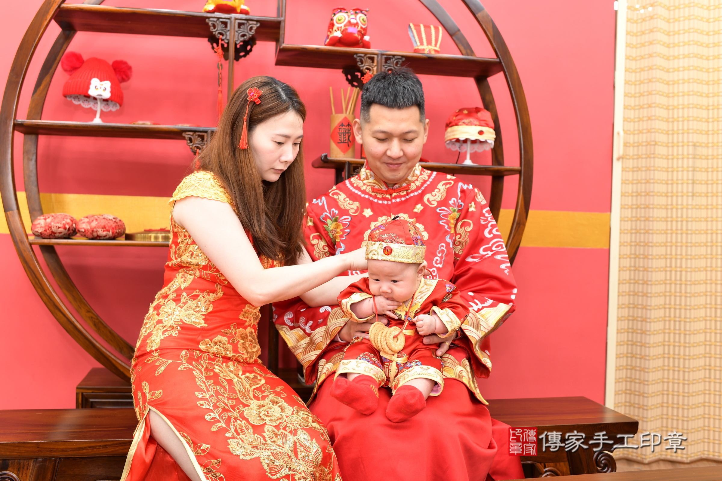 新北市永和區昊昊寶寶收涎推薦：傳家新北店收涎中國風會場，嬰兒古禮收涎收口水流程儀式、收涎吉祥話、收涎餅乾、收涎拍照。收涎證書。2025.3.6，照片10