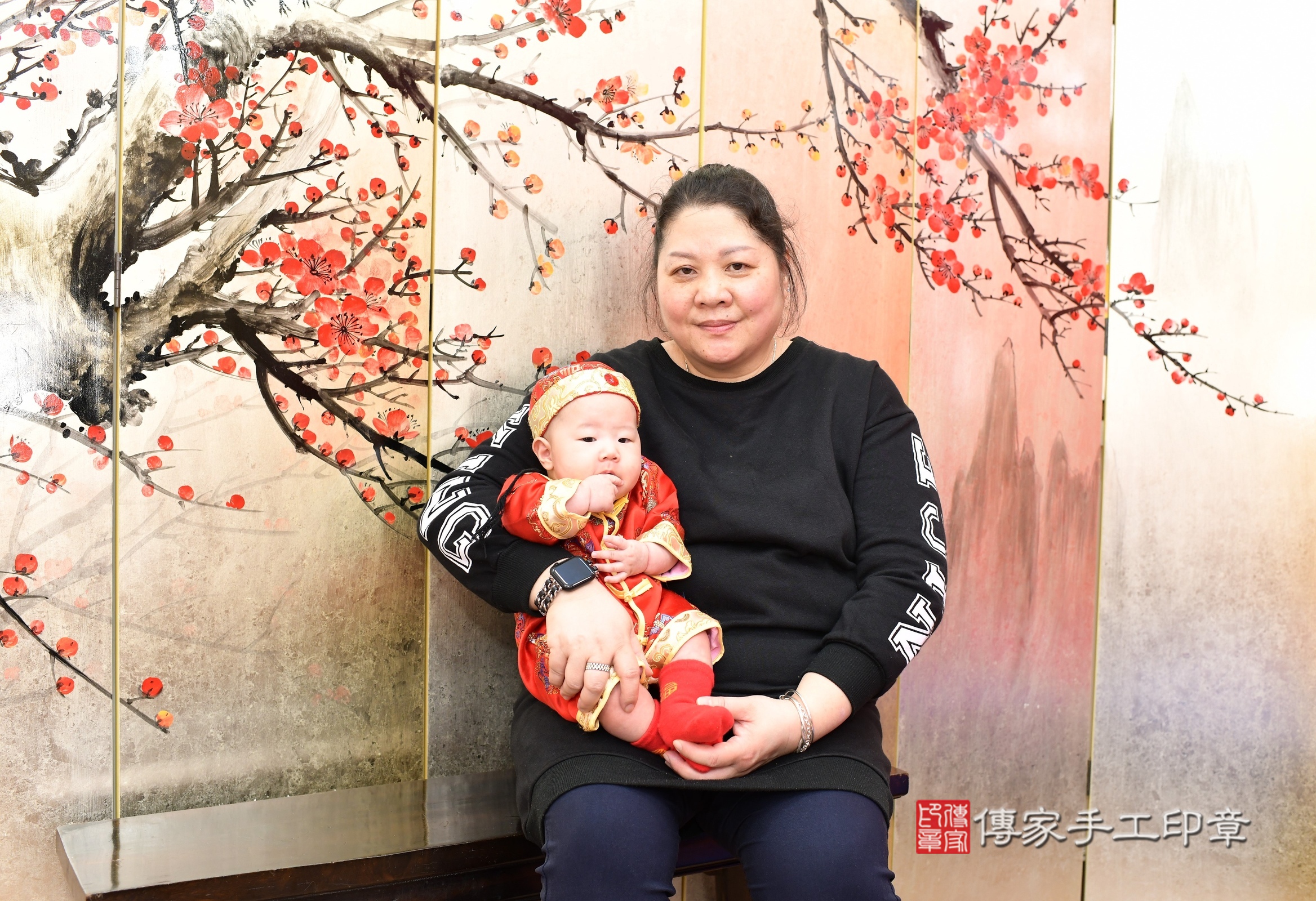 新北市永和區昊昊寶寶收涎推薦：傳家新北店收涎中國風會場，嬰兒古禮收涎收口水流程儀式、收涎吉祥話、收涎餅乾、收涎拍照。收涎證書。2025.3.6，照片5