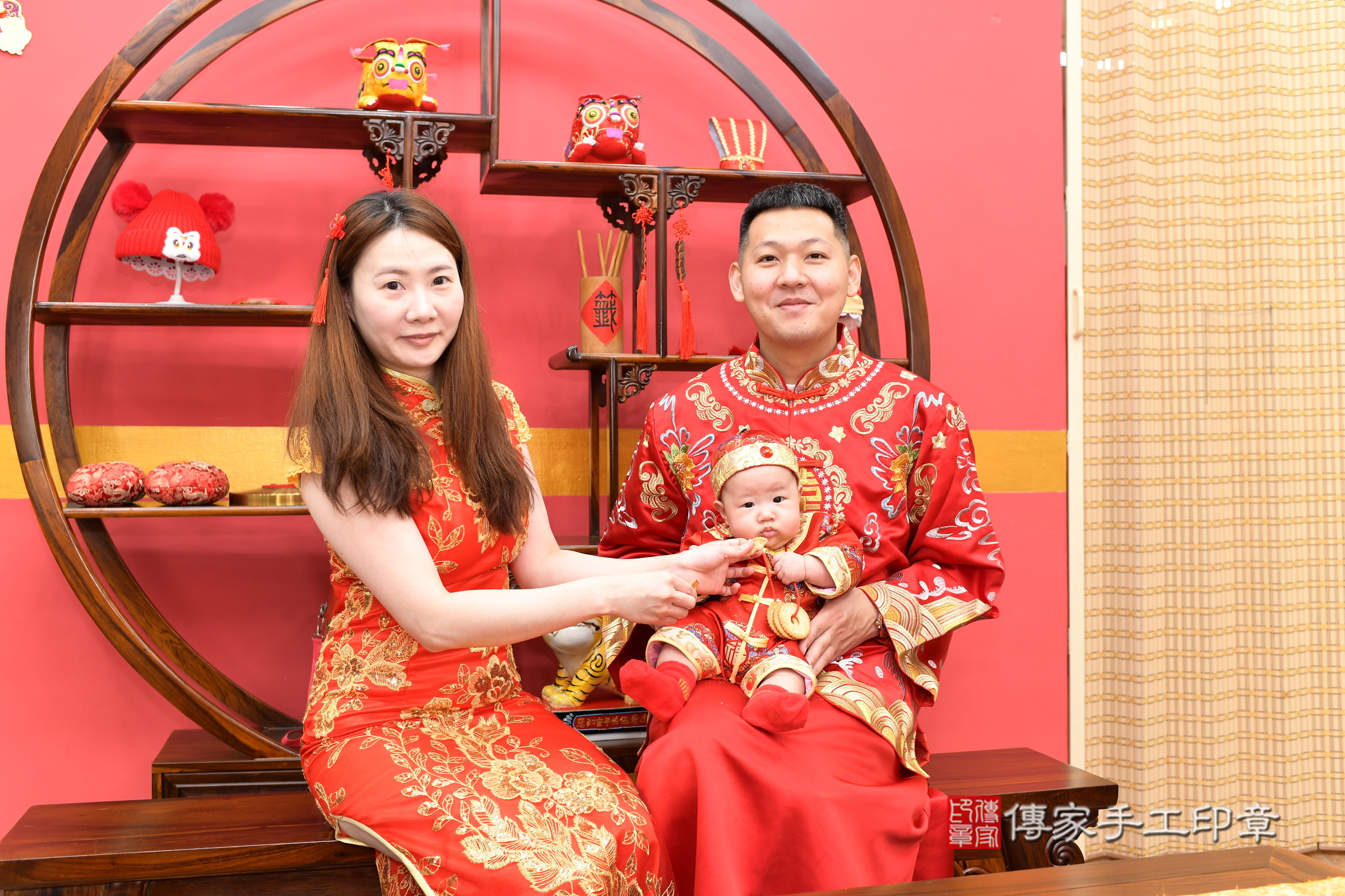 新北市永和區昊昊寶寶收涎推薦：傳家新北店收涎中國風會場，嬰兒古禮收涎收口水流程儀式、收涎吉祥話、收涎餅乾、收涎拍照。收涎證書。2025.3.6，照片13