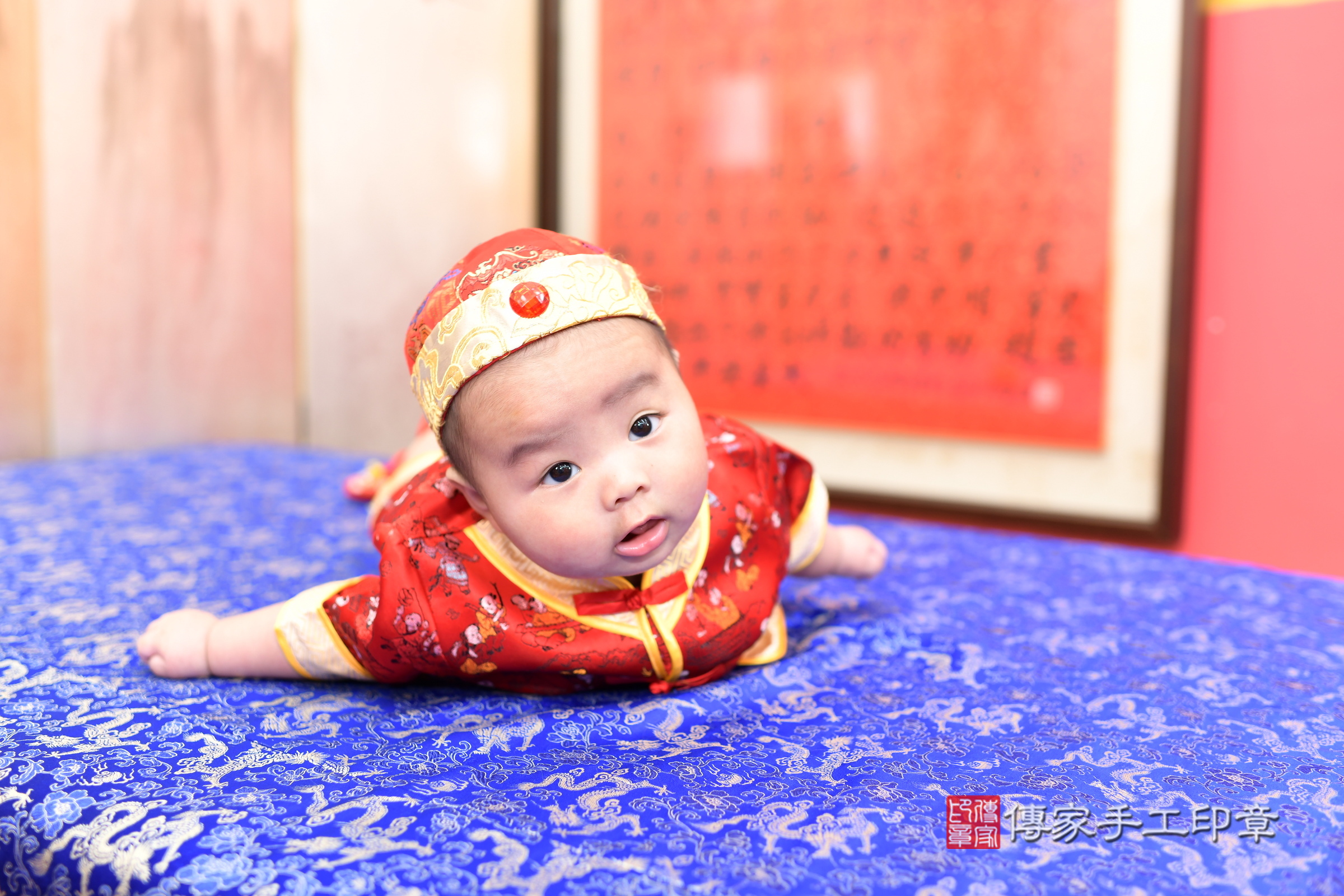 新北市永和區皓皓寶寶收涎推薦：傳家新北店收涎中國風會場，嬰兒古禮收涎收口水流程儀式、收涎吉祥話、收涎餅乾、收涎拍照。收涎證書。2025.3.9，照片1