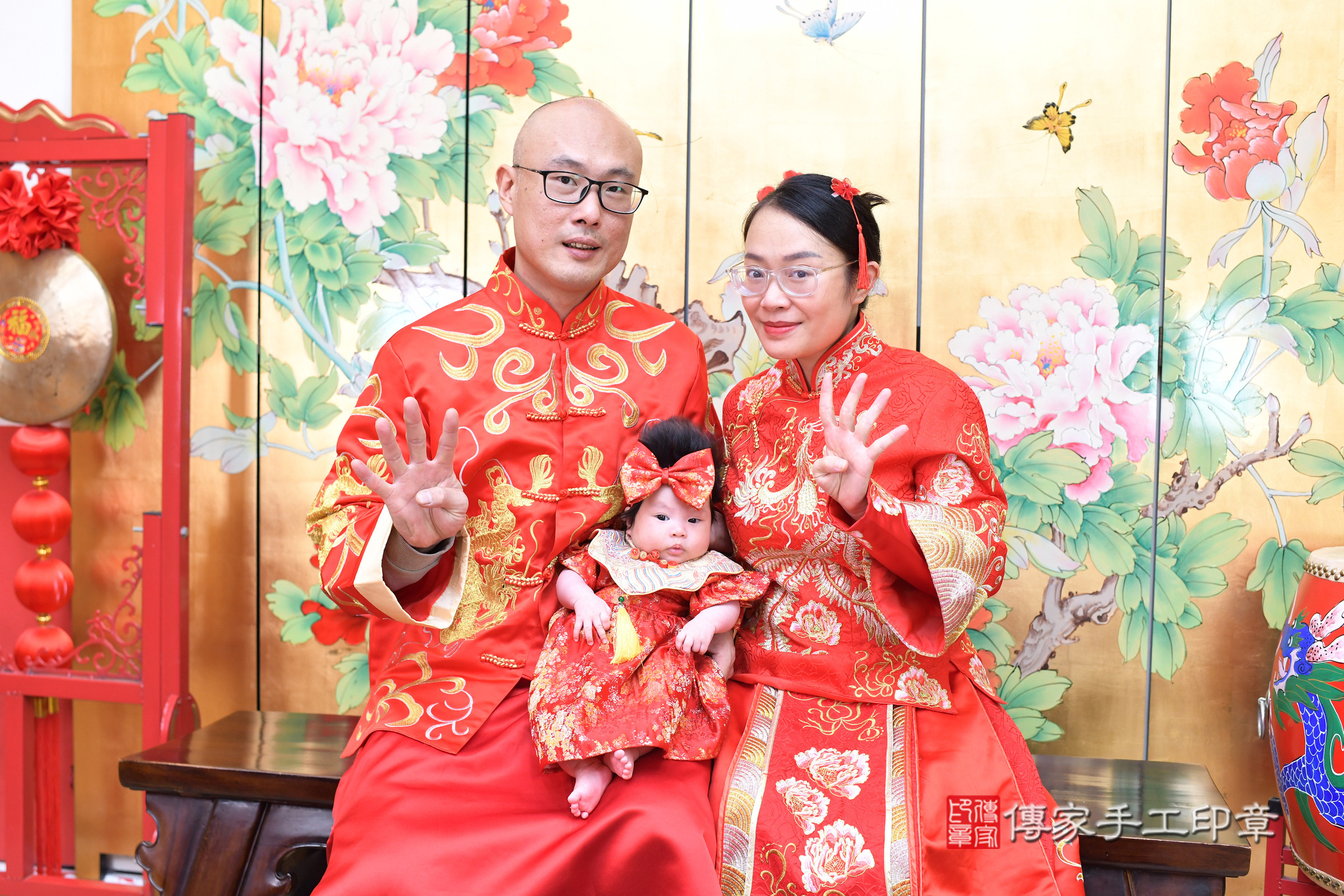 台北市大同區錂錂寶寶收涎推薦:傳家台北店收涎中國風會場,嬰兒古禮收涎收口水流程儀式、收涎吉祥話、收涎餅乾、收涎拍照。收涎證書。2025.3.11,照片10 台北市大同區錂錂寶寶收涎推薦:傳家台北店收涎中國風會場,嬰兒古禮收涎收口水流程儀式、收涎吉祥話、收涎餅乾、收涎拍照。收涎證書。2025.3.11,照片10