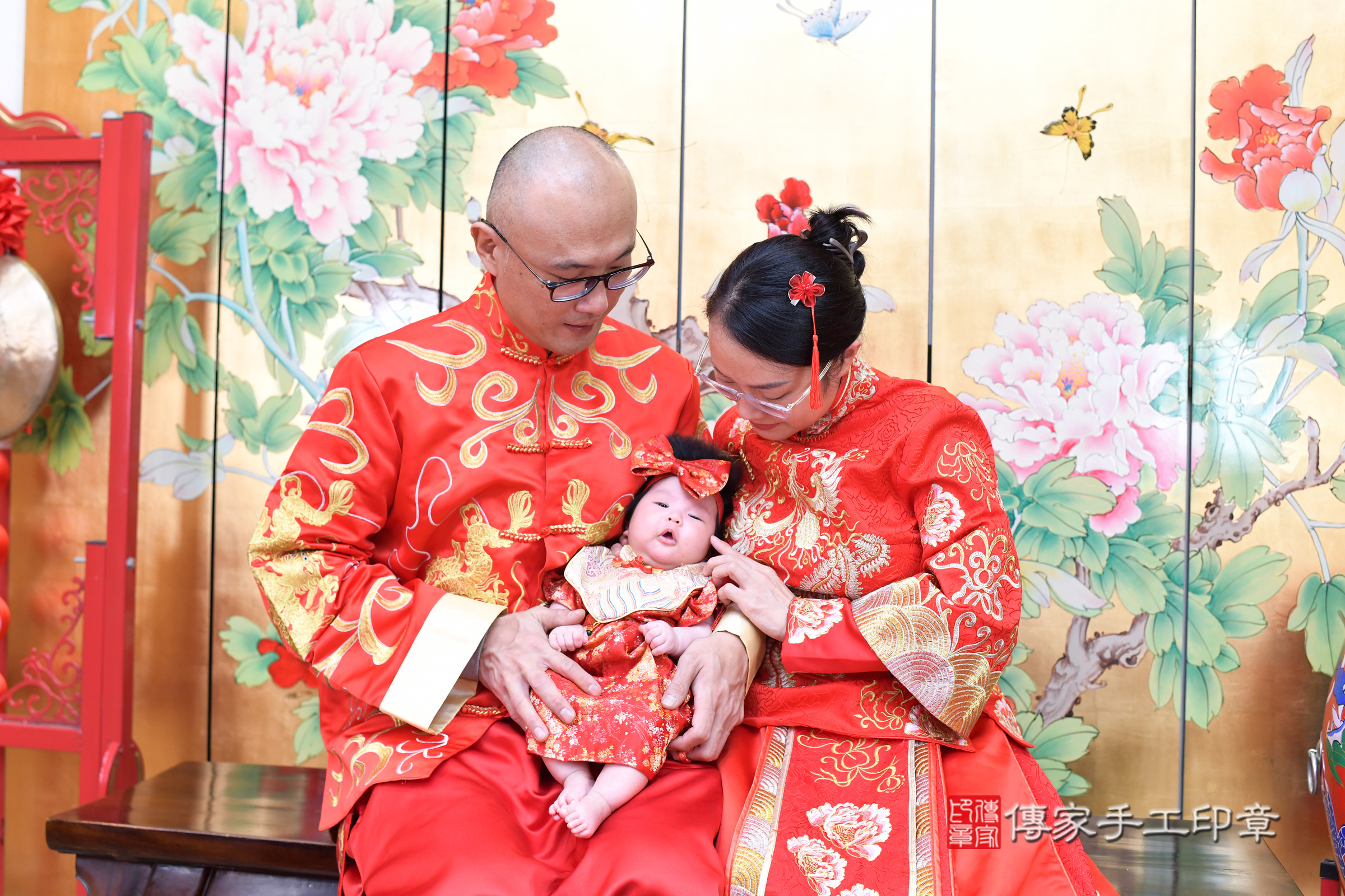 台北市大同區錂錂寶寶收涎推薦:傳家台北店收涎中國風會場,嬰兒古禮收涎收口水流程儀式、收涎吉祥話、收涎餅乾、收涎拍照。收涎證書。2025.3.11,照片15 台北市大同區錂錂寶寶收涎推薦:傳家台北店收涎中國風會場,嬰兒古禮收涎收口水流程儀式、收涎吉祥話、收涎餅乾、收涎拍照。收涎證書。2025.3.11,照片15